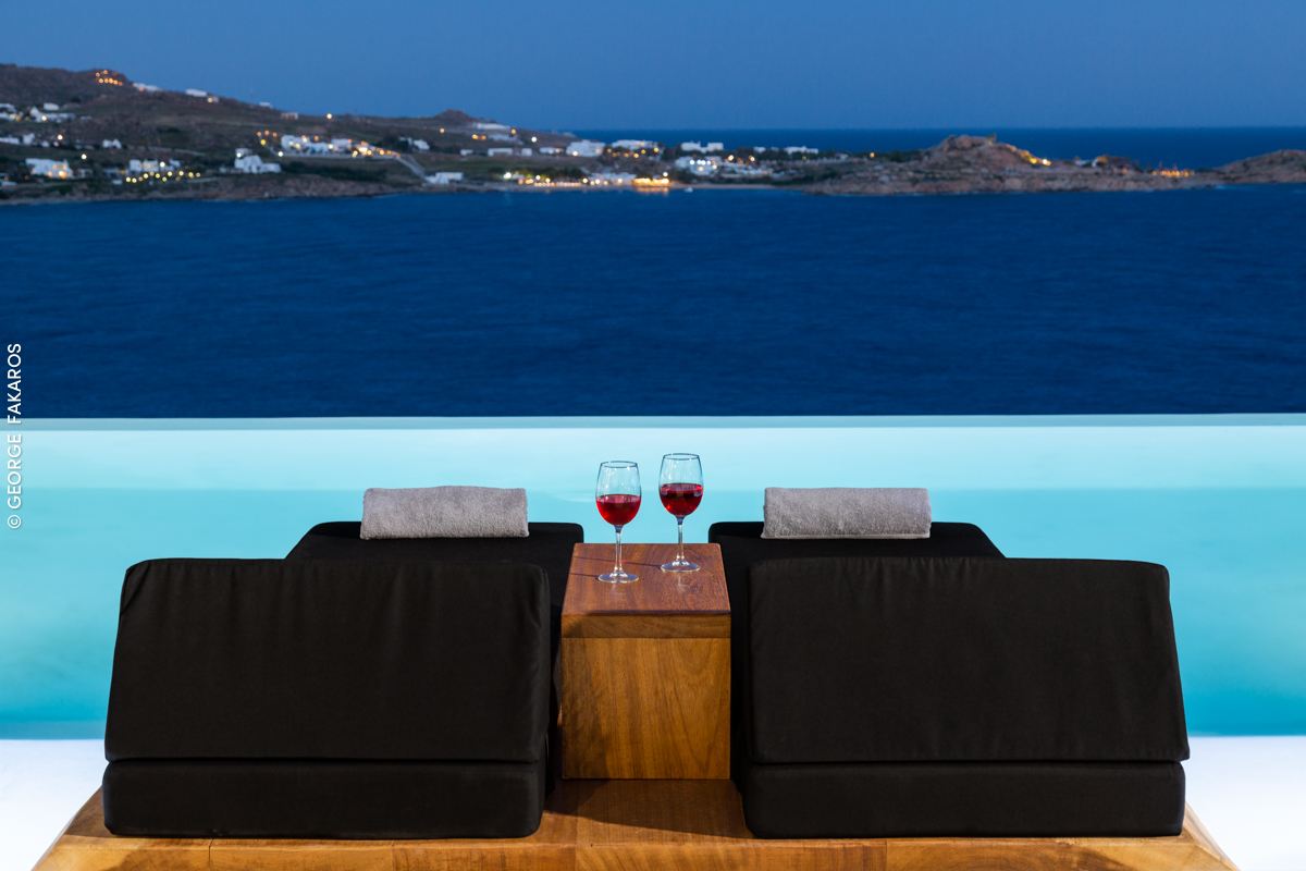 Villa Psarou Beach Villas