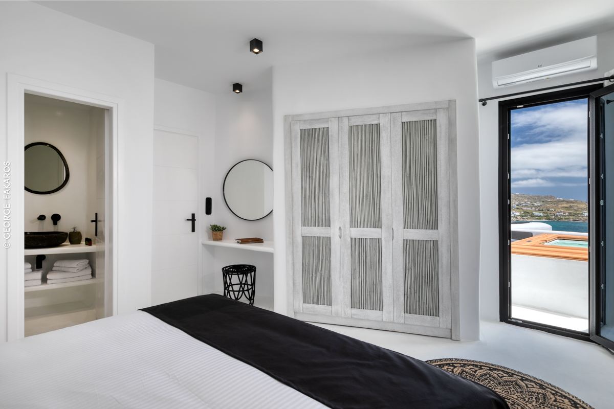 Villa Psarou Beach Villas