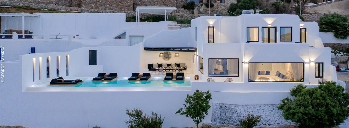 Villa Psarou Beach Villas