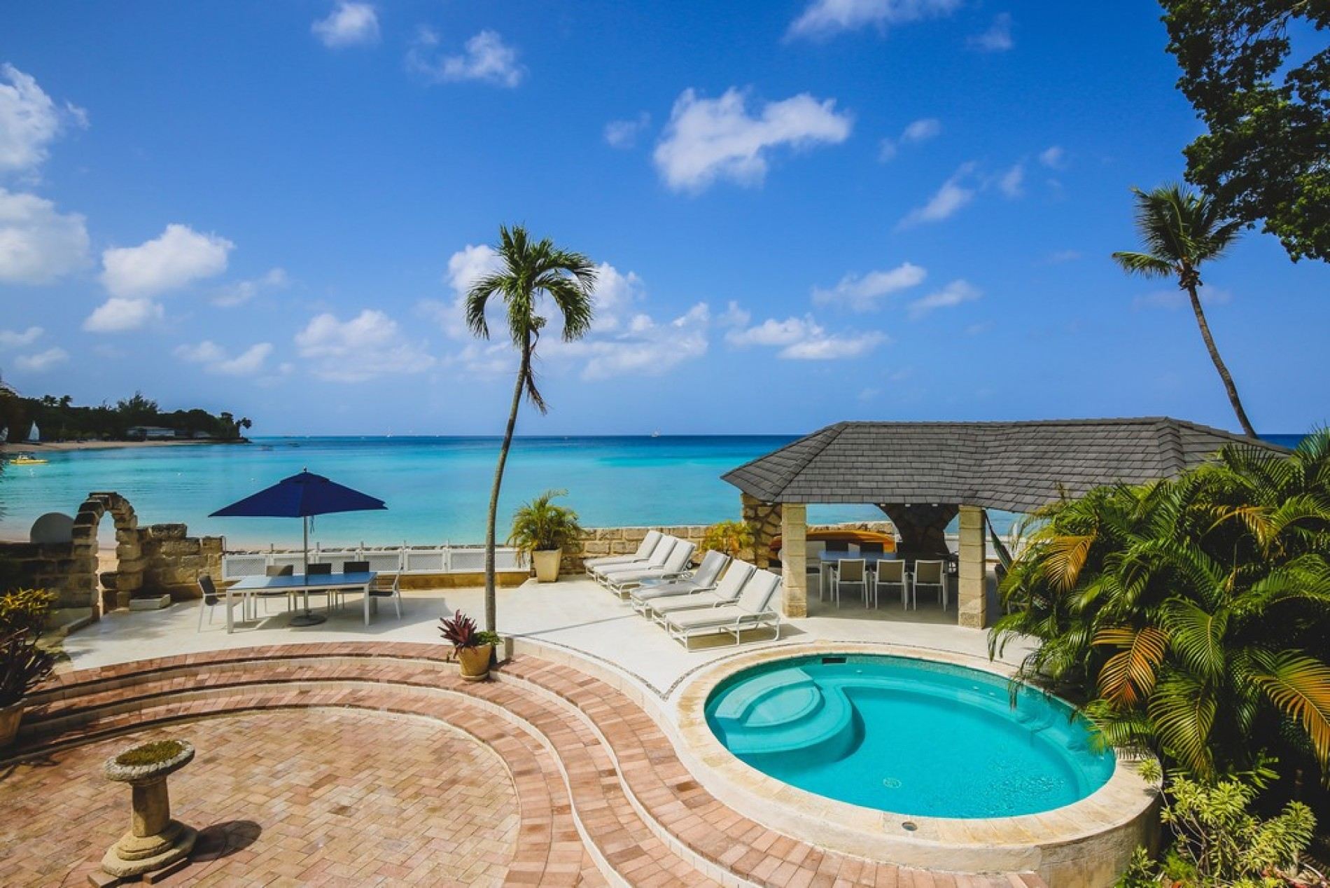 Villa Landfall House