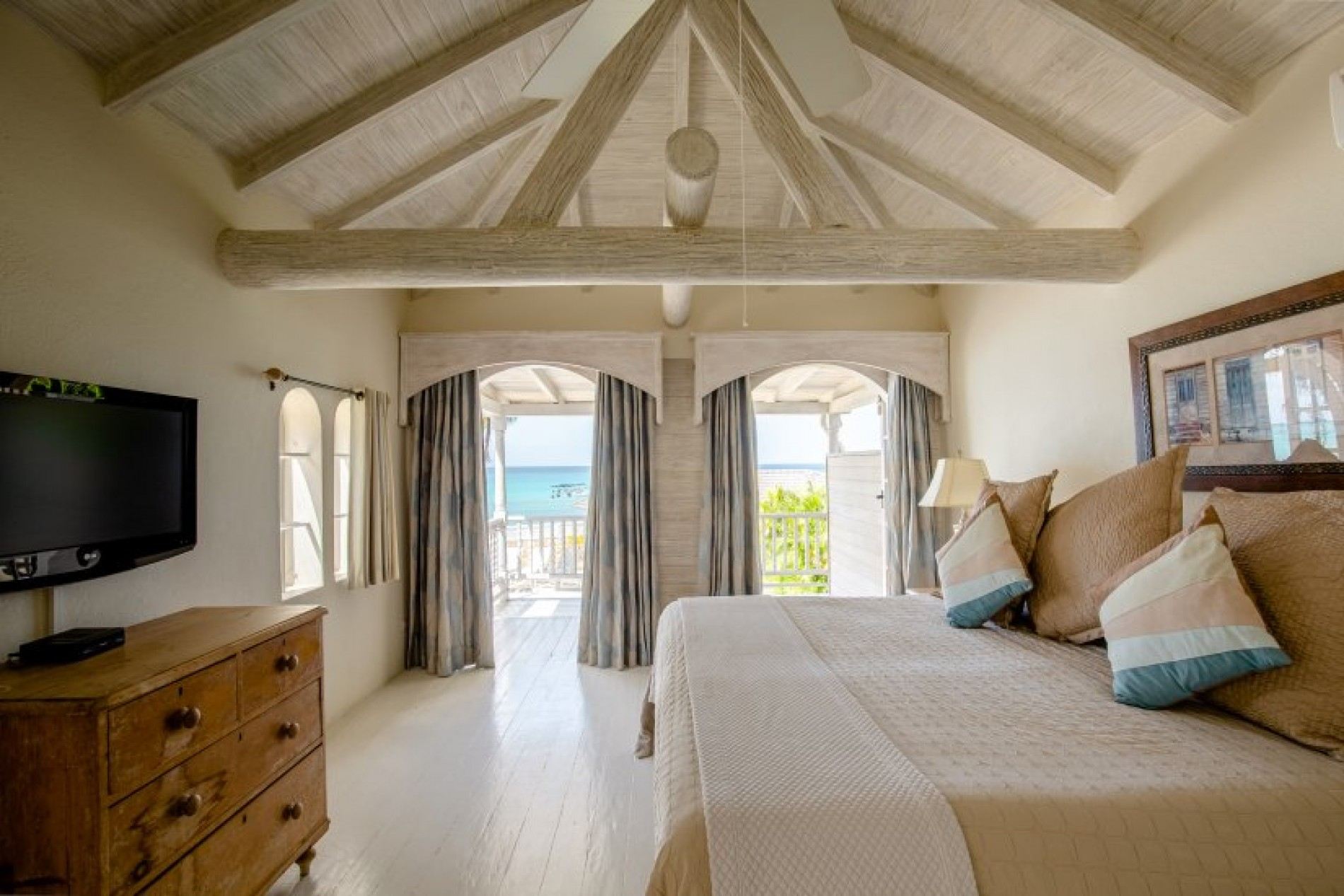 Villa Landfall House