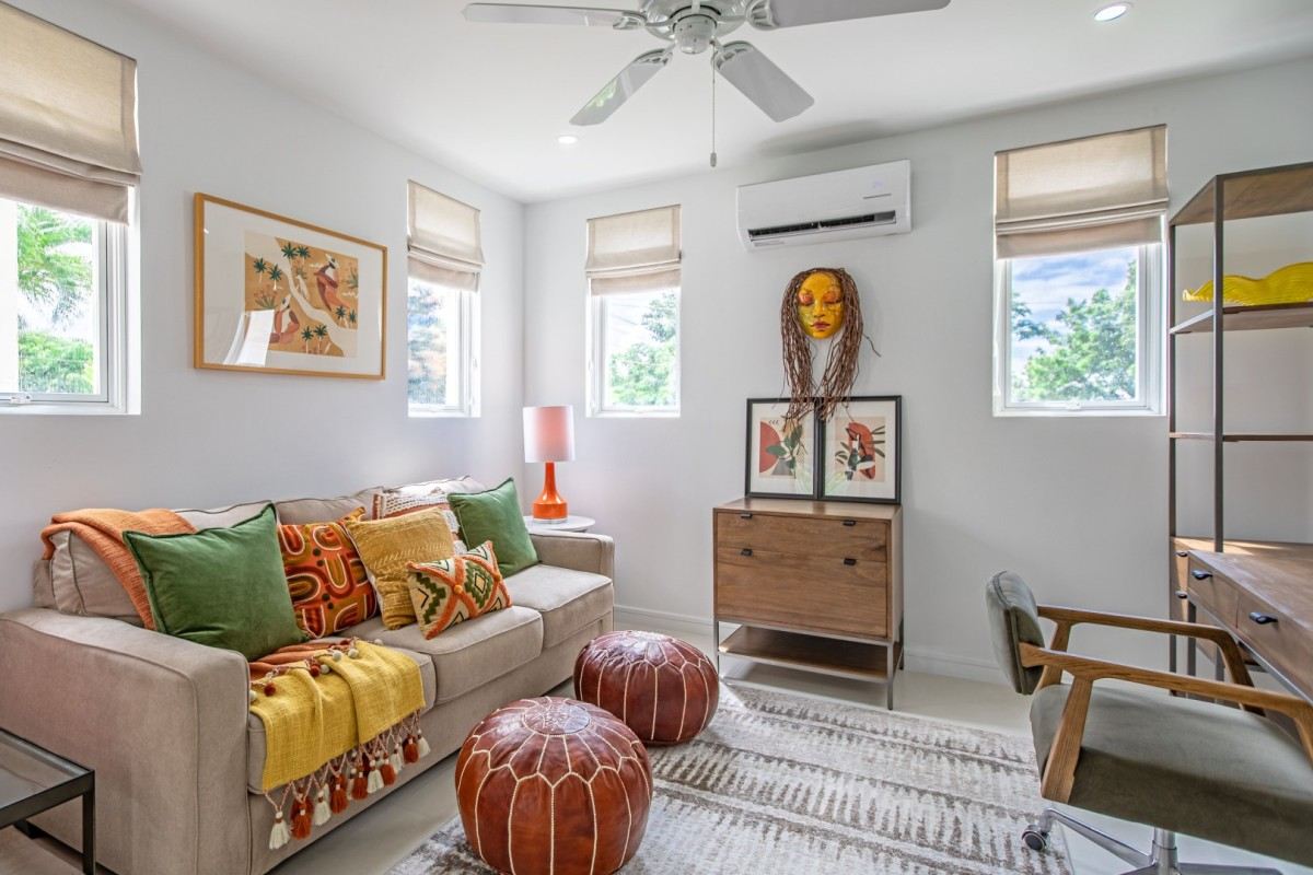 Villa Nomade-Westmoreland Hills - St. James