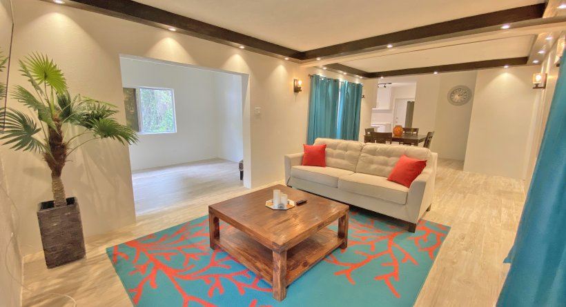 Platinum Villas, The Grove