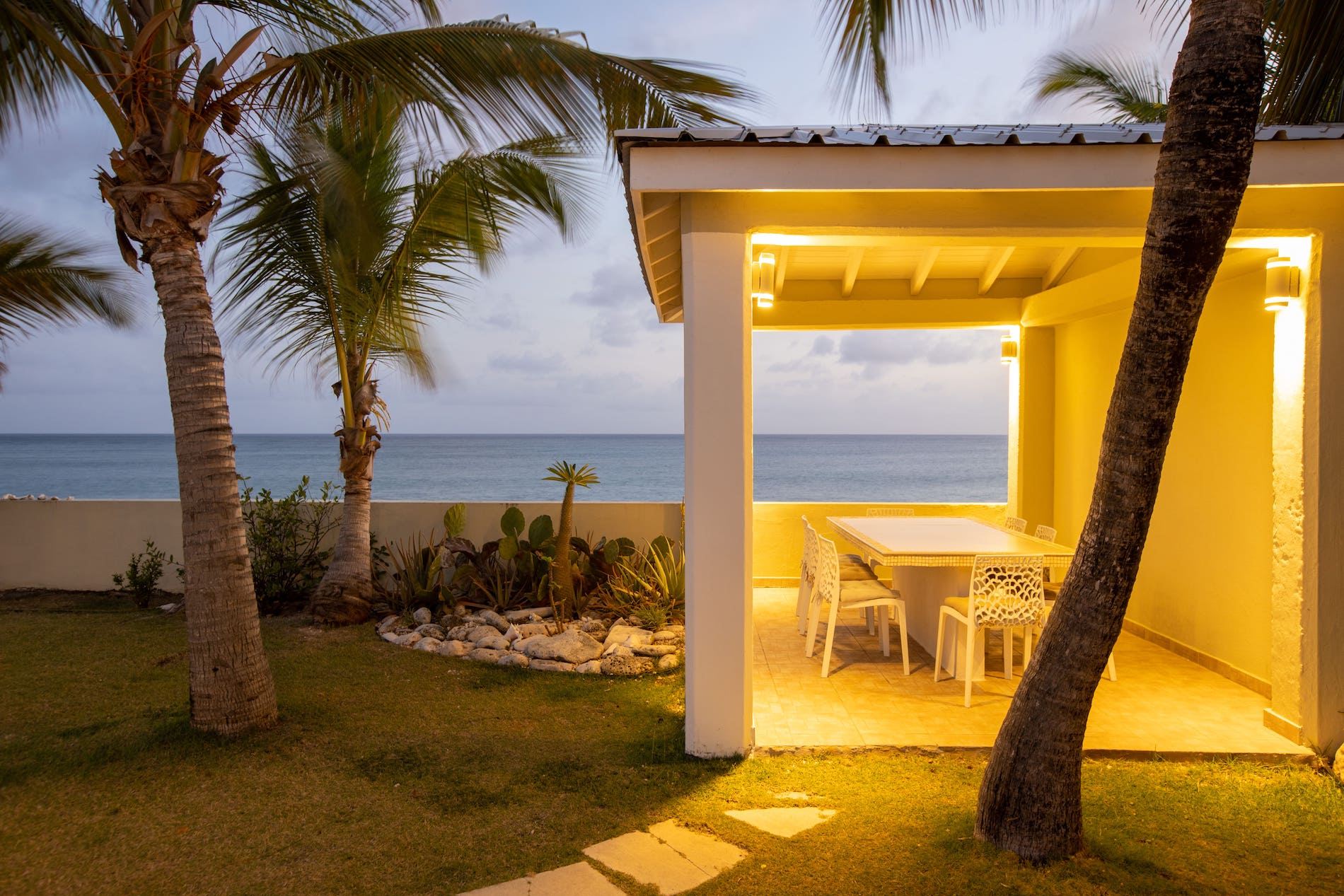 Villa Beach Secrets-Beacon Hill