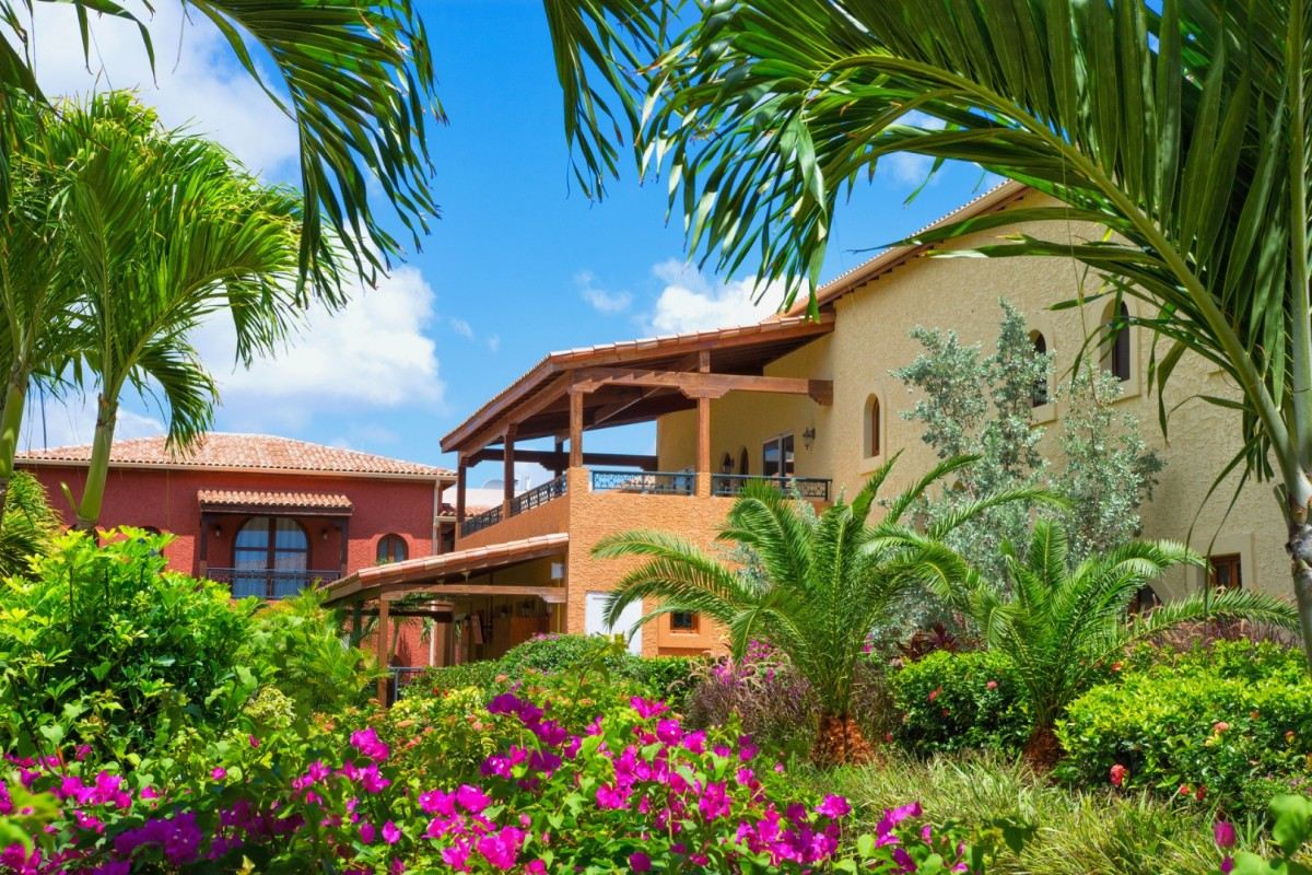 Villa Tropical Waves