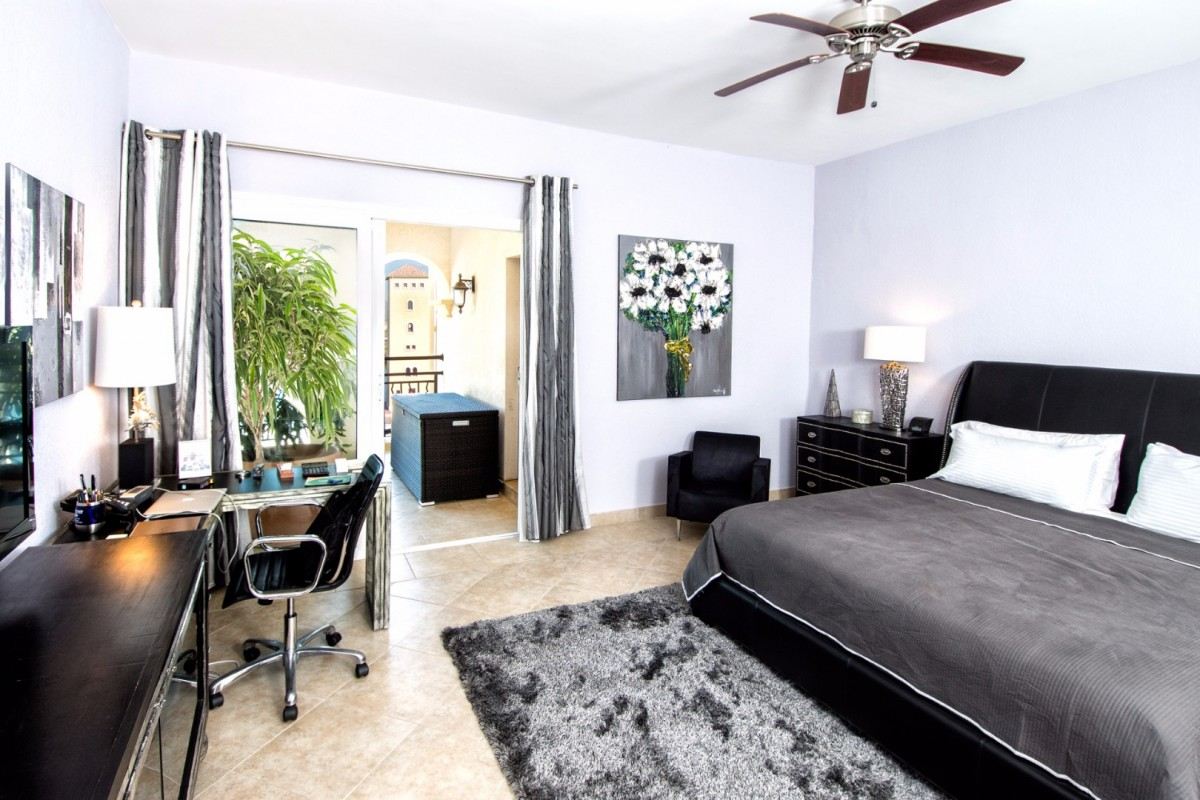 Villa Tropical Waves