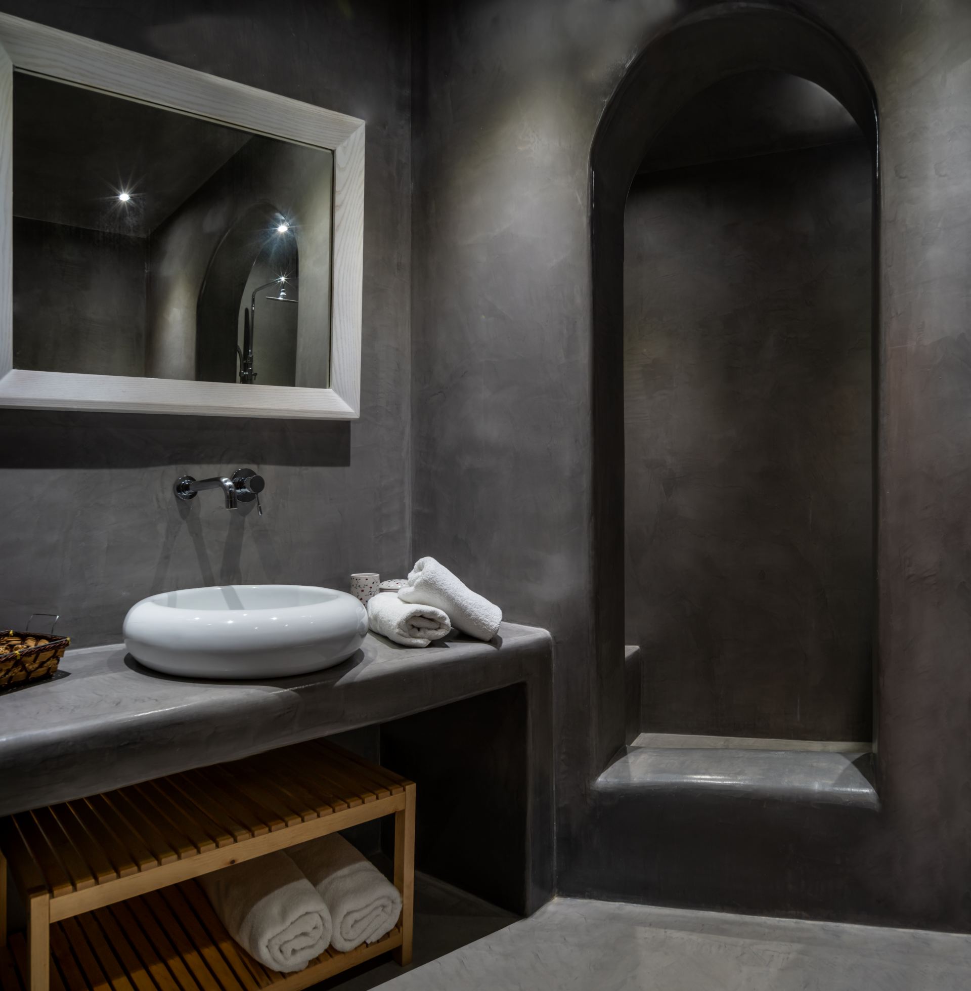 Zephyros Luxury Suite