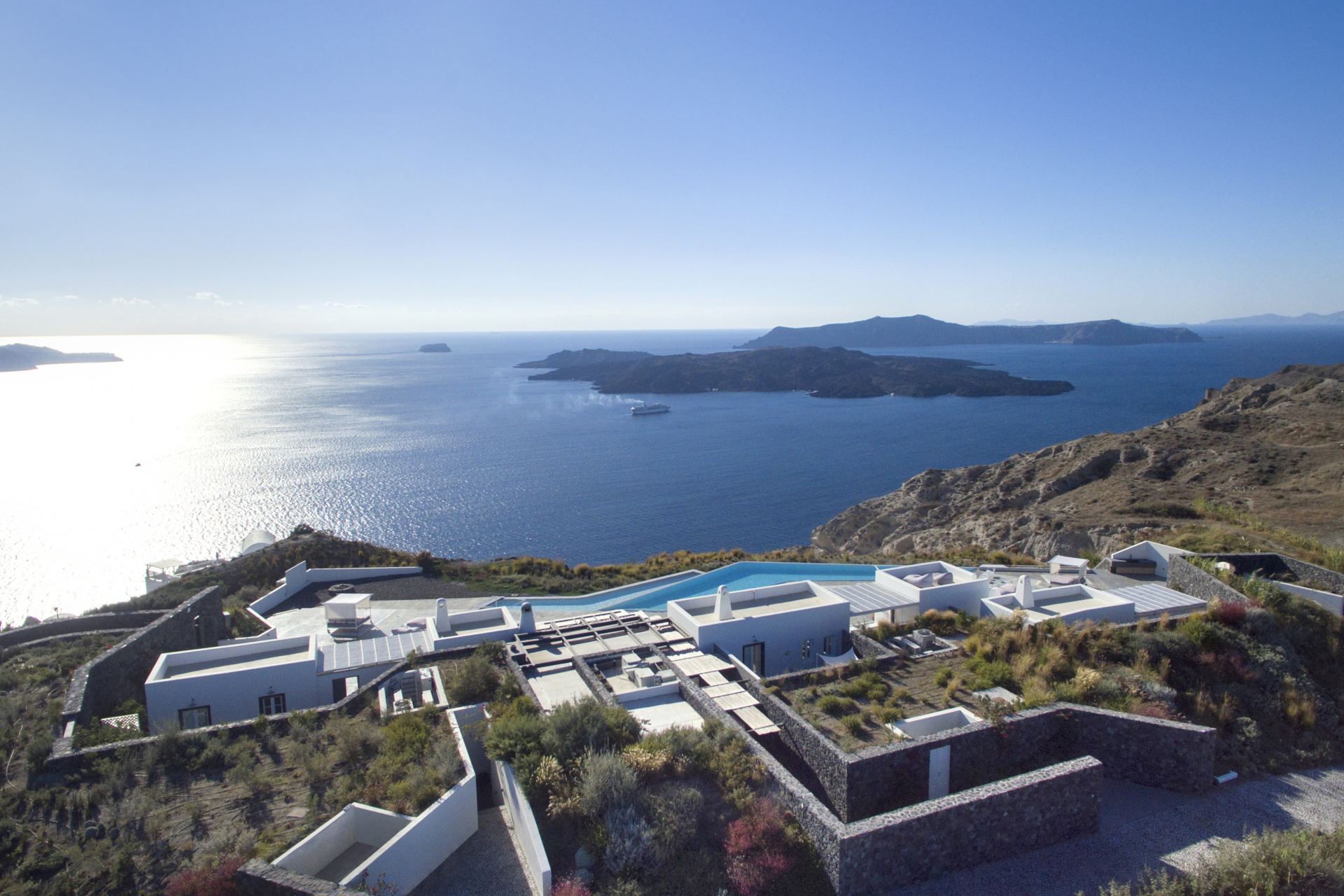 EROSANTORINI ESTATE