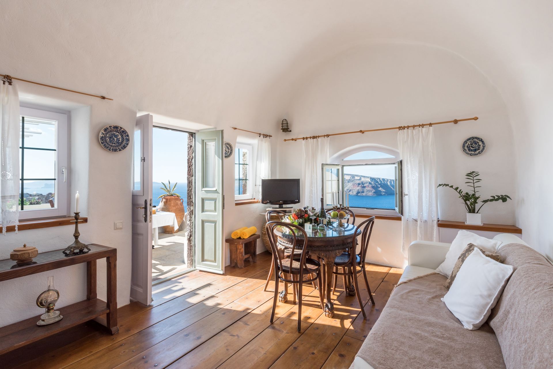 Sunset Honeymoon Suite