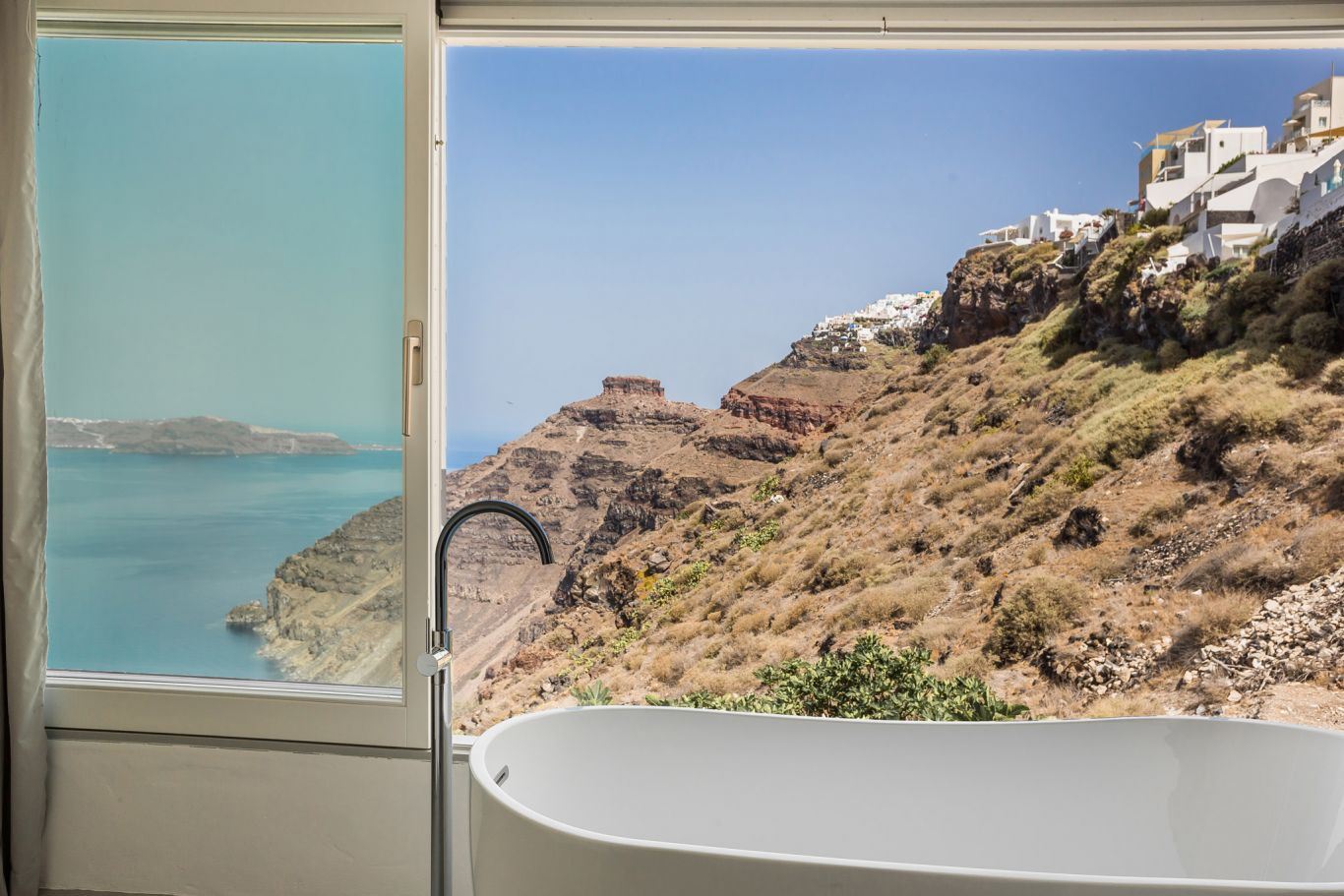 Experience Suite — Luxury Villas & Vacation Rentals —