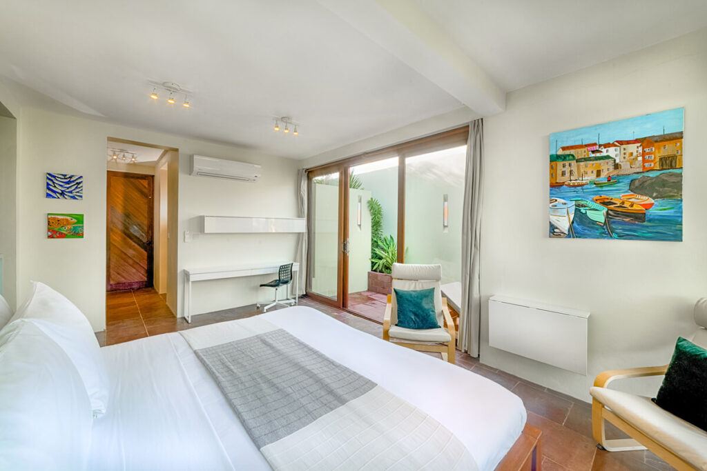 Ocean View Villa - with garden