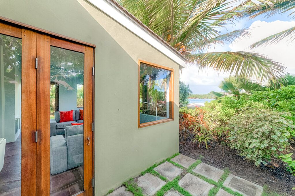 Ocean View Villa - with garden