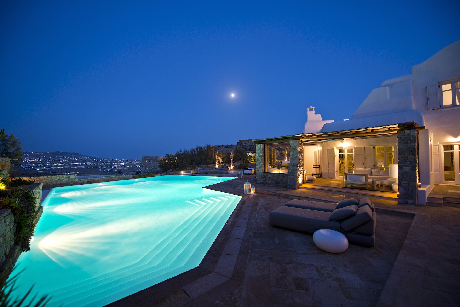 Villa Alessandra — Luxury Villas & Vacation Rentals — FantasiaVillas.com