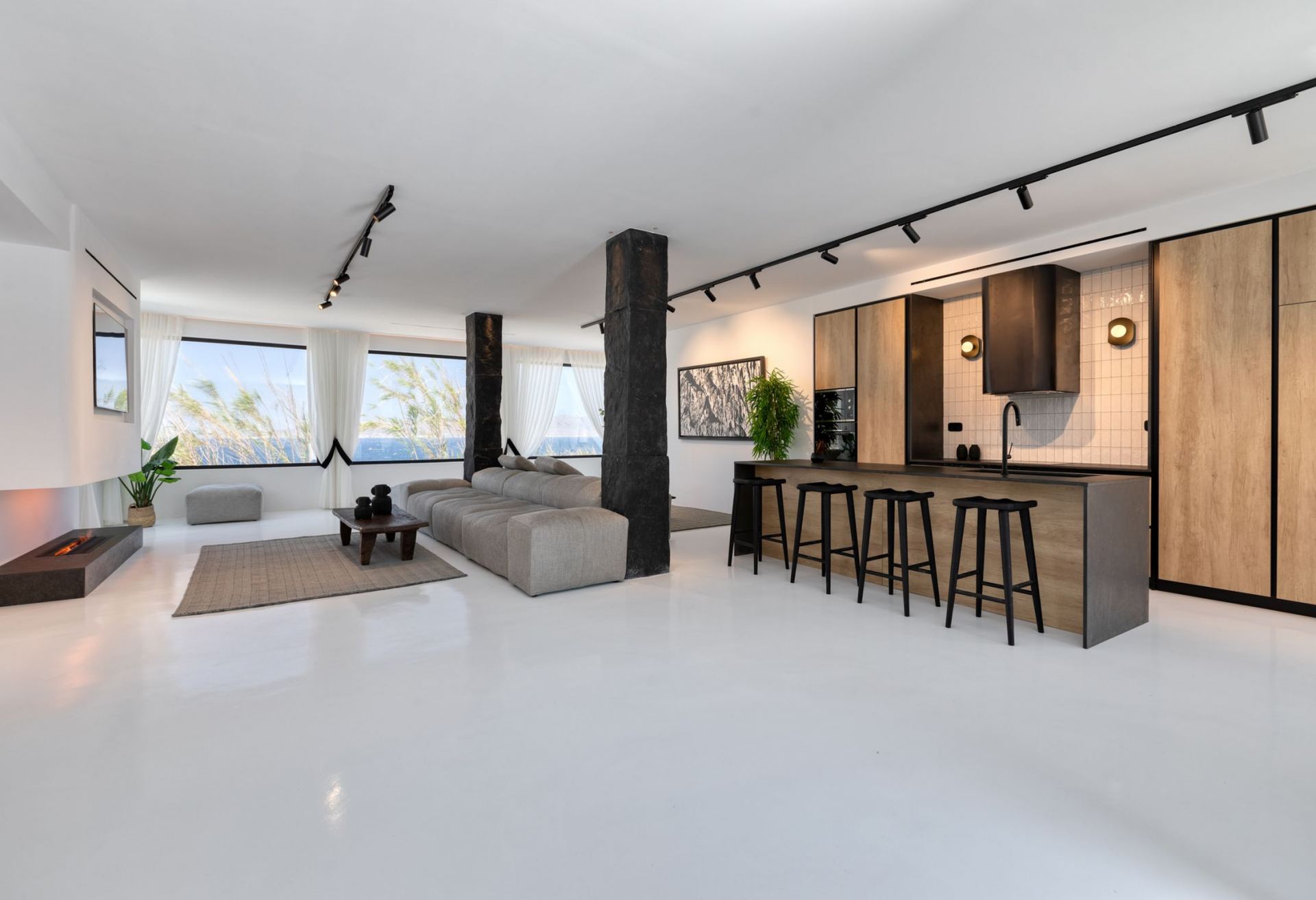 Mykonos Town Black Villa