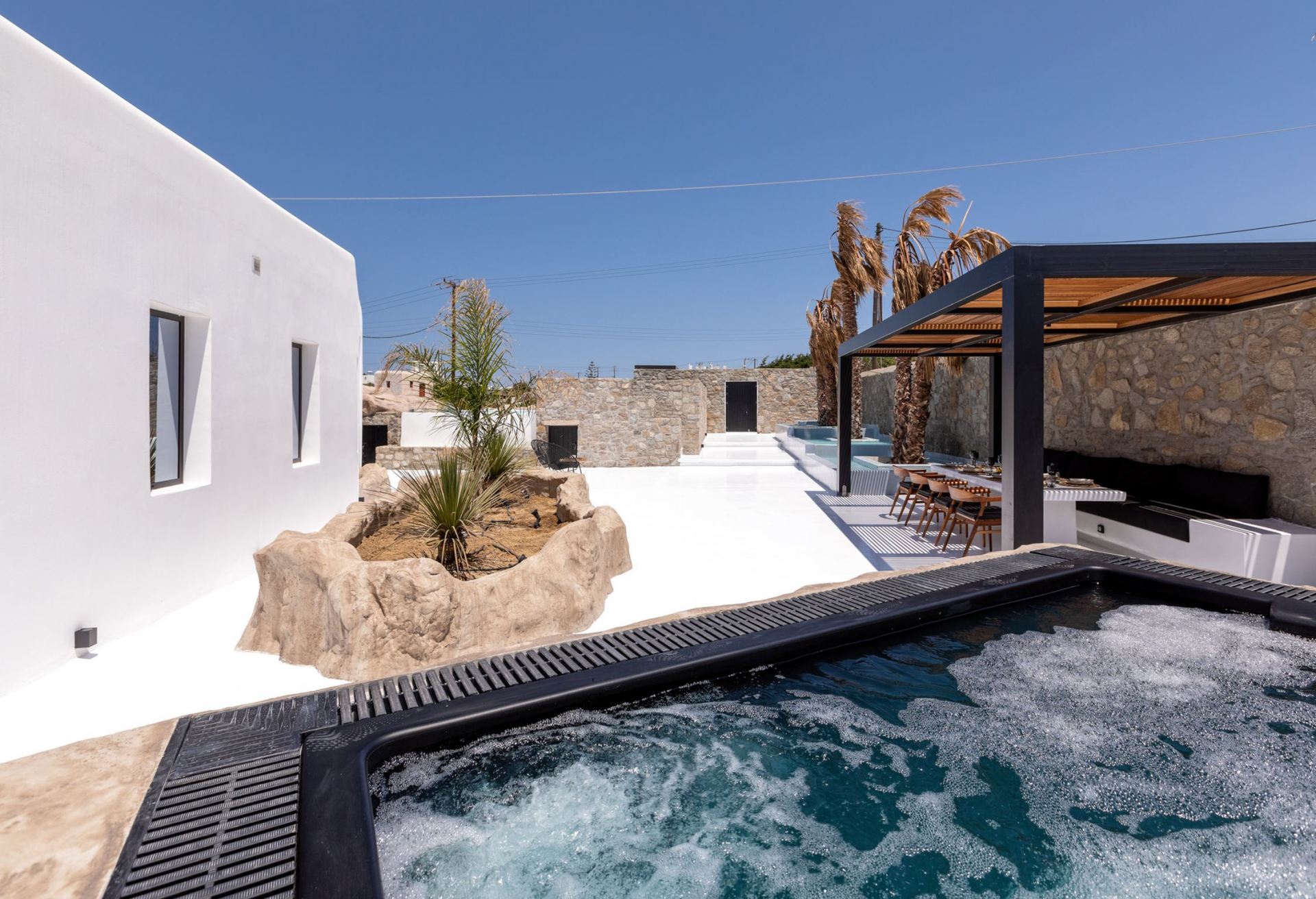 Mykonos Town Black Villa