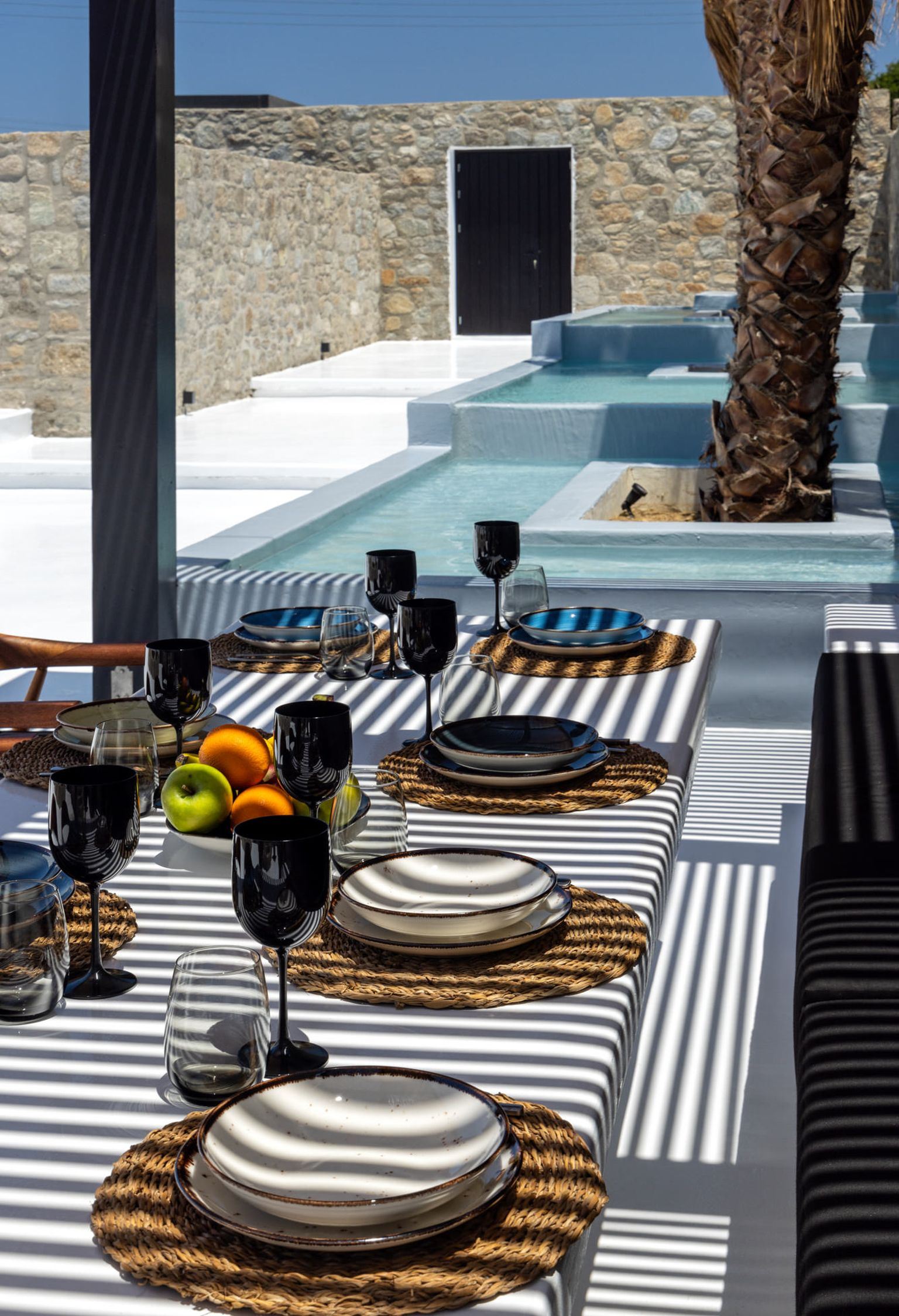 Mykonos Town Black Villa