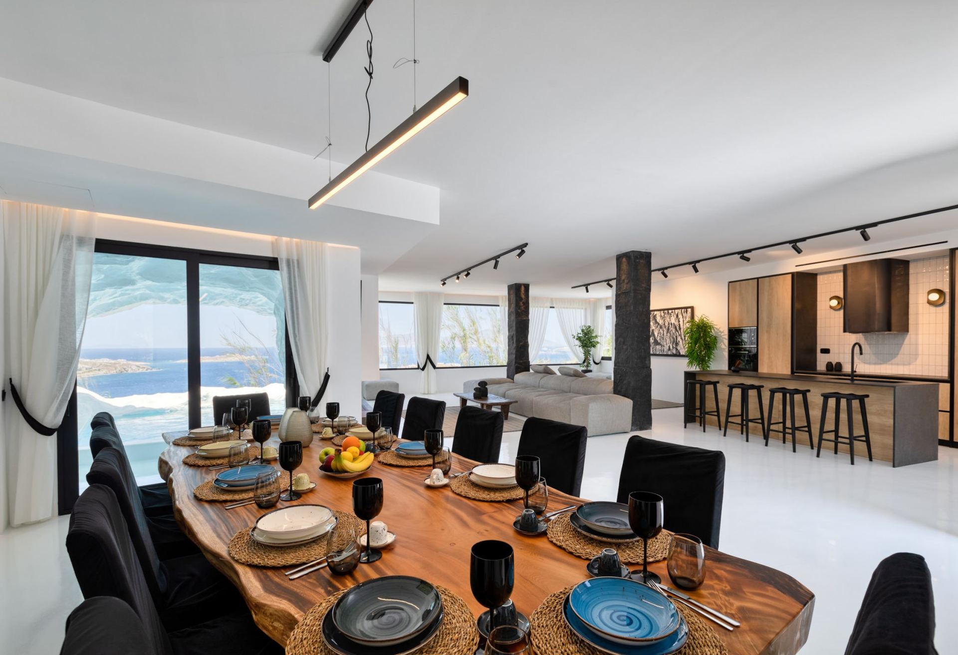 Mykonos Town Black Villa