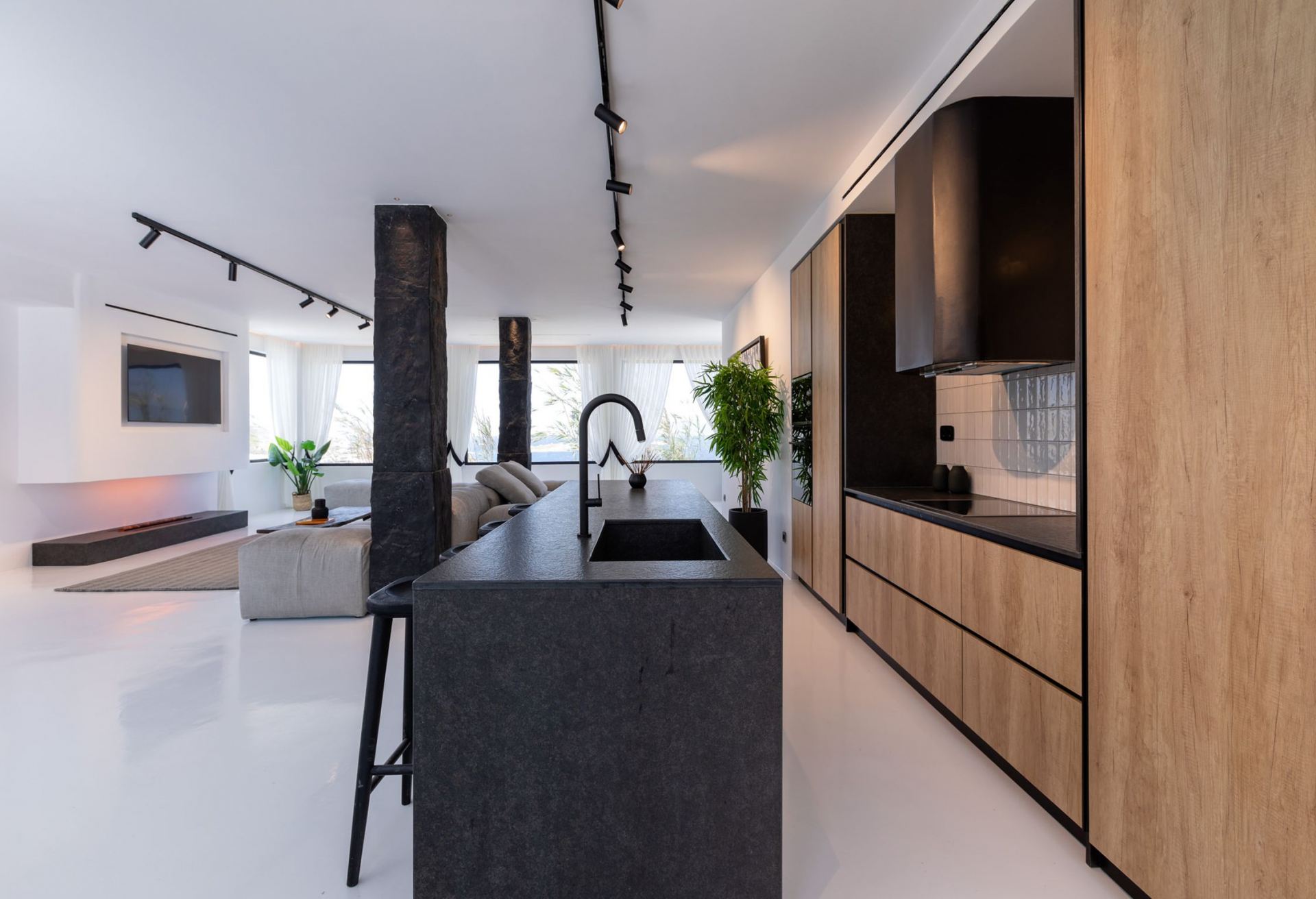 Mykonos Town Black Villa