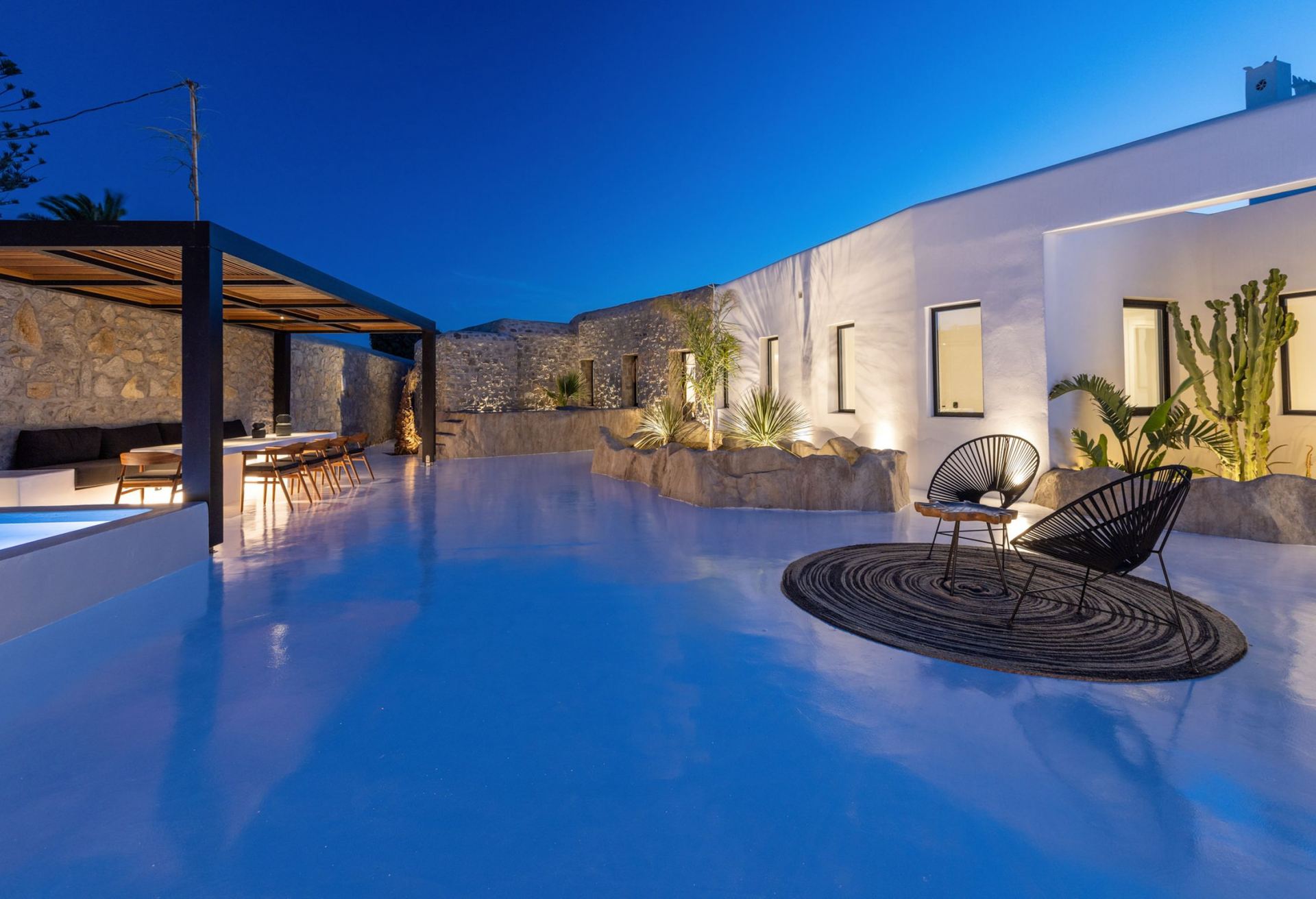 Mykonos Town Black Villa