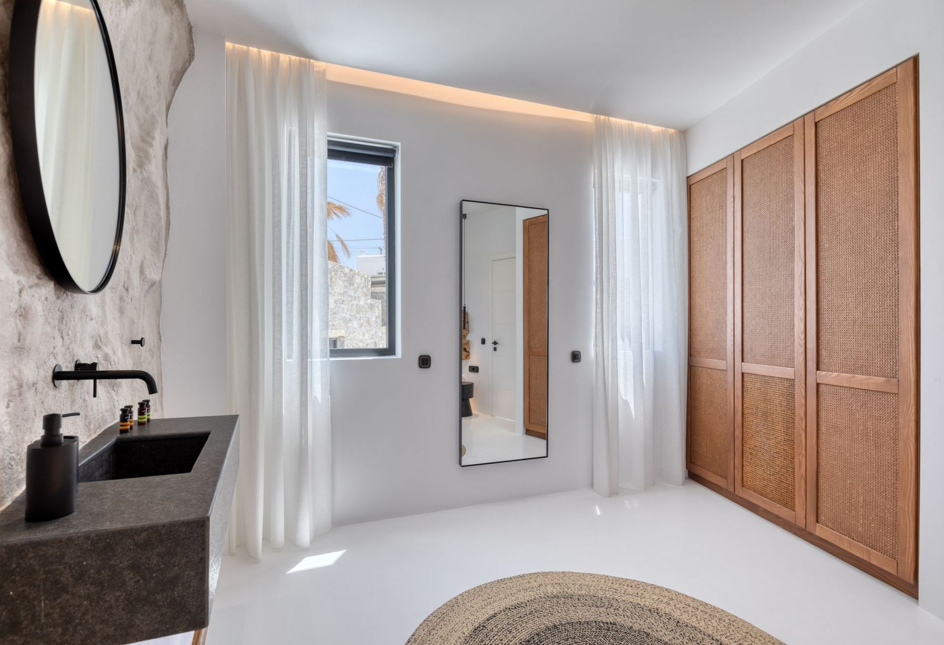 Mykonos Town Black Villa