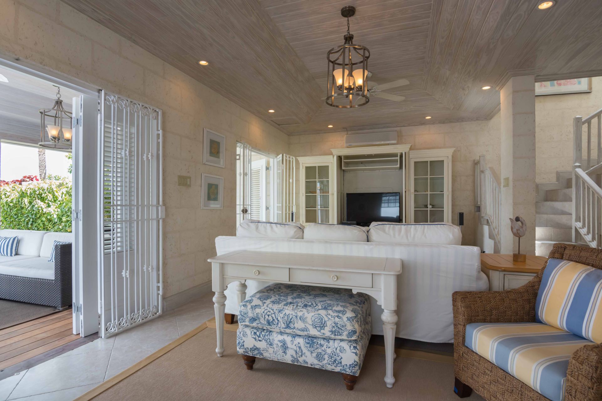 Villa Radwood Beach House 1