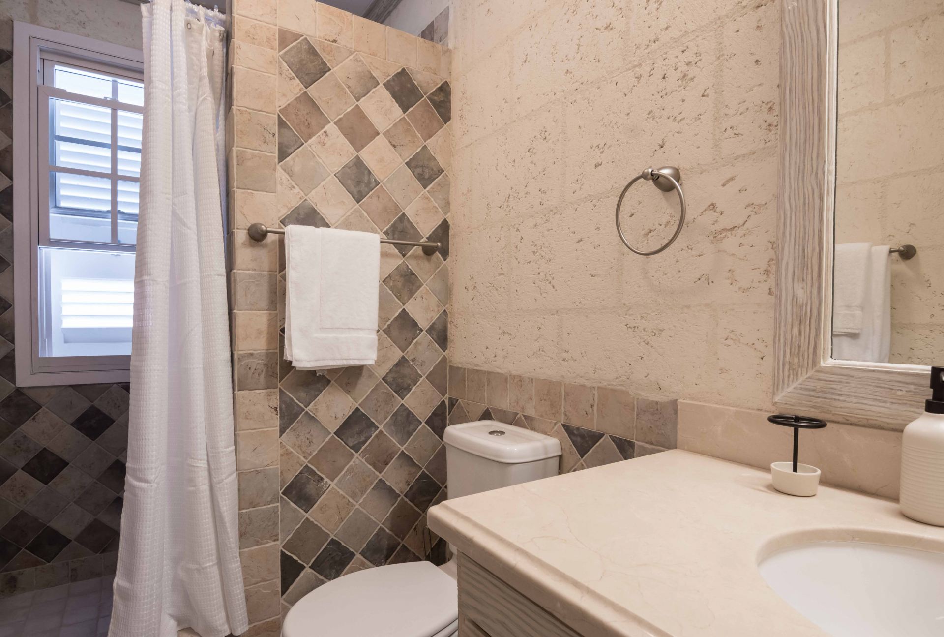 Villa Radwood Beach House 1