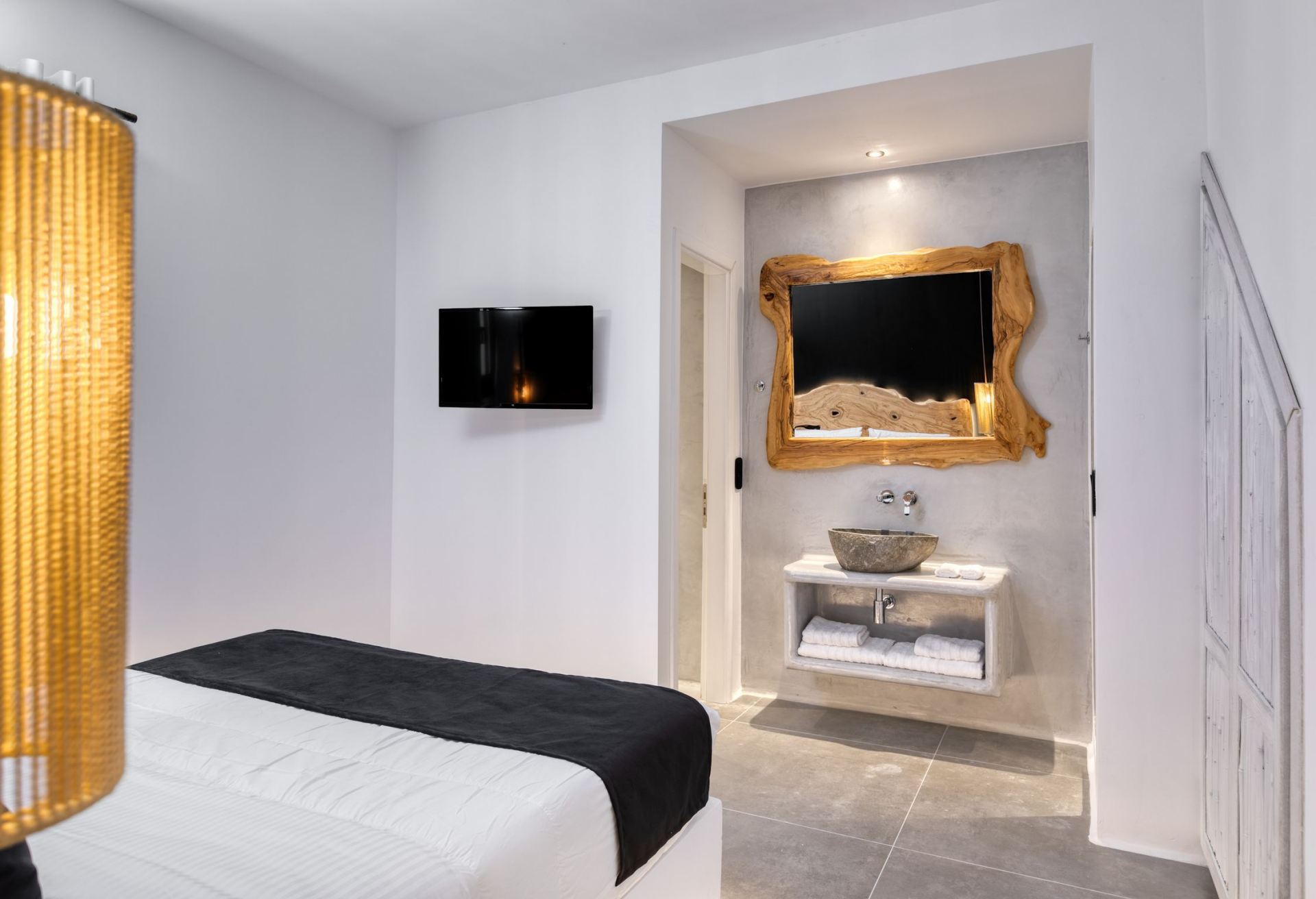 Ftelia Black Villa 3