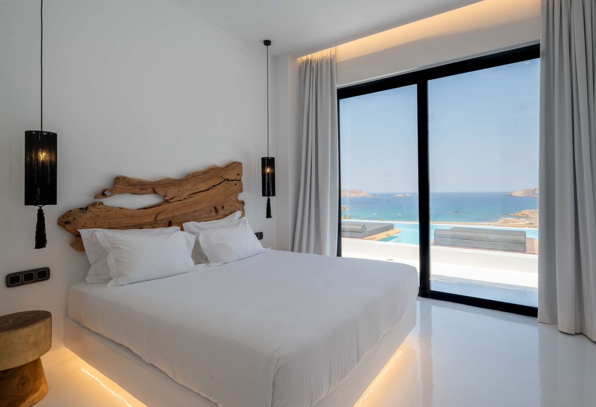 Mega Mansions Mykonos