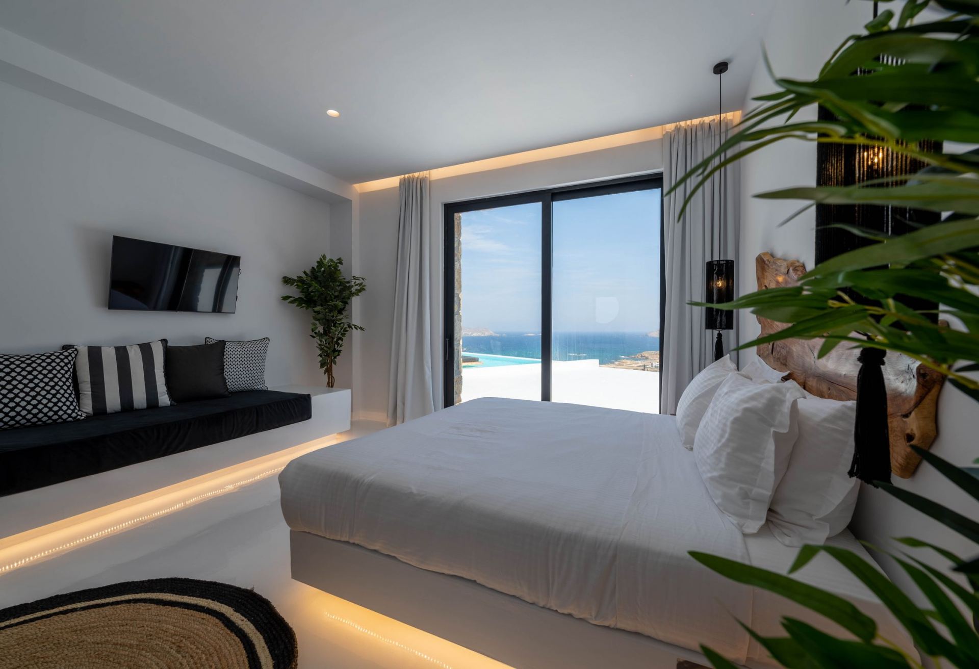 Mega Mansions Mykonos