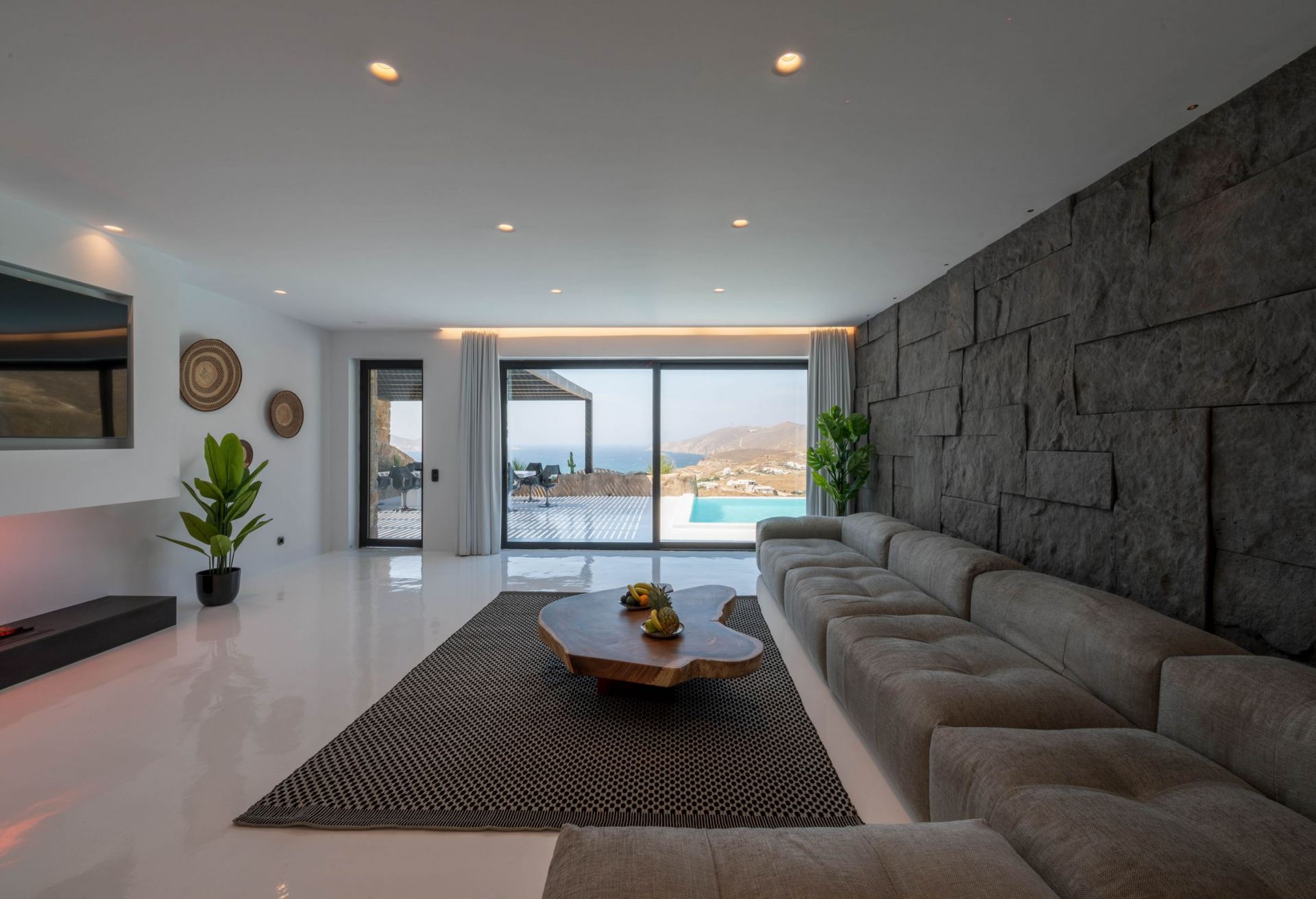 Mega Mansion Mykonos 2