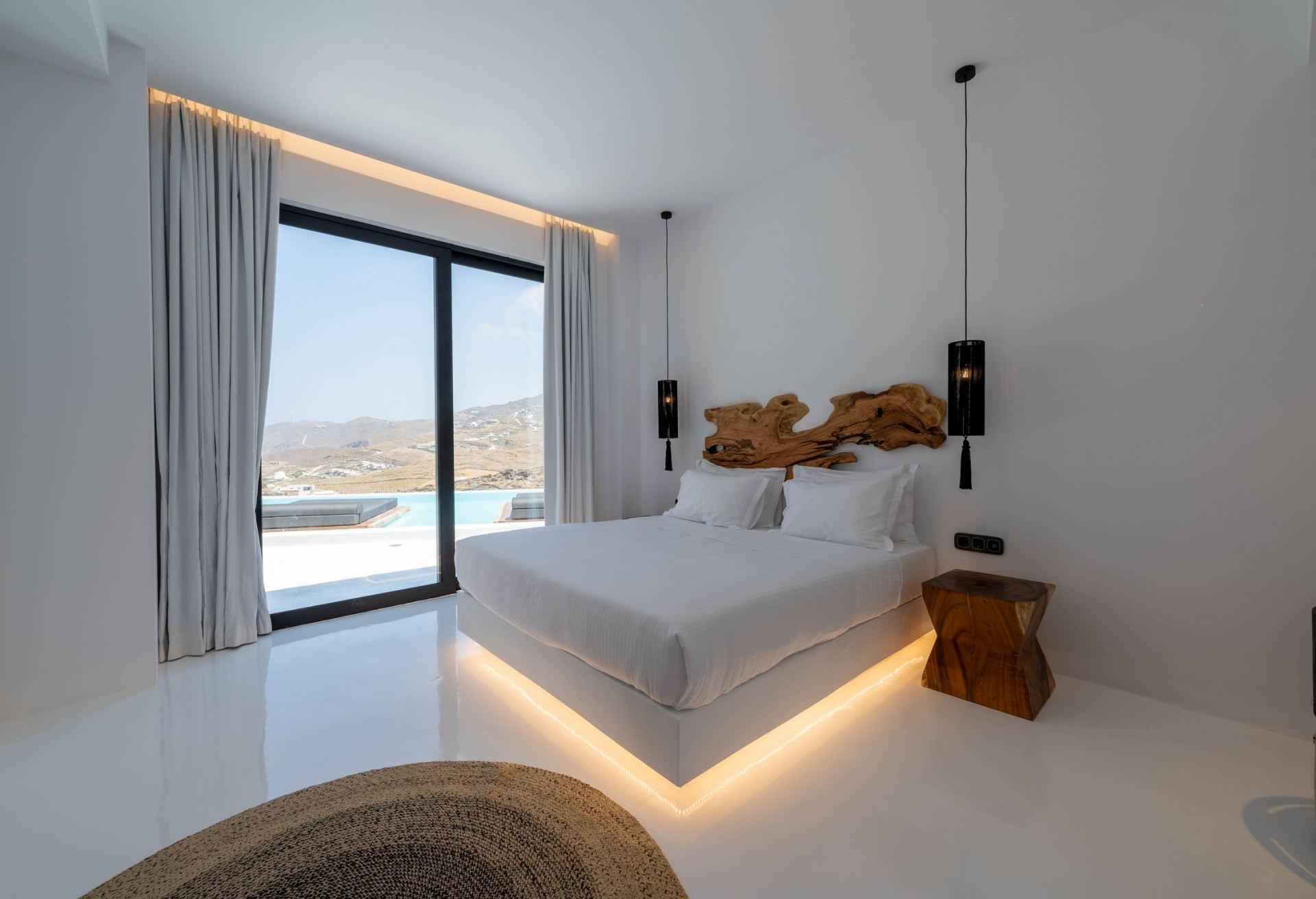 Mega Mansion Mykonos 2