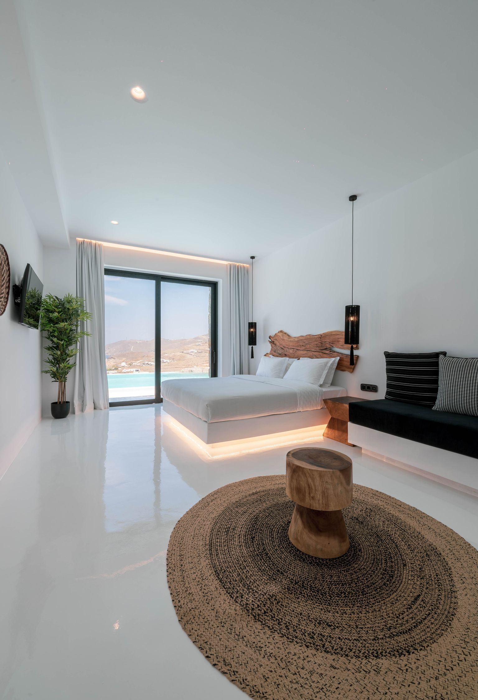 Mega Mansion Mykonos 2