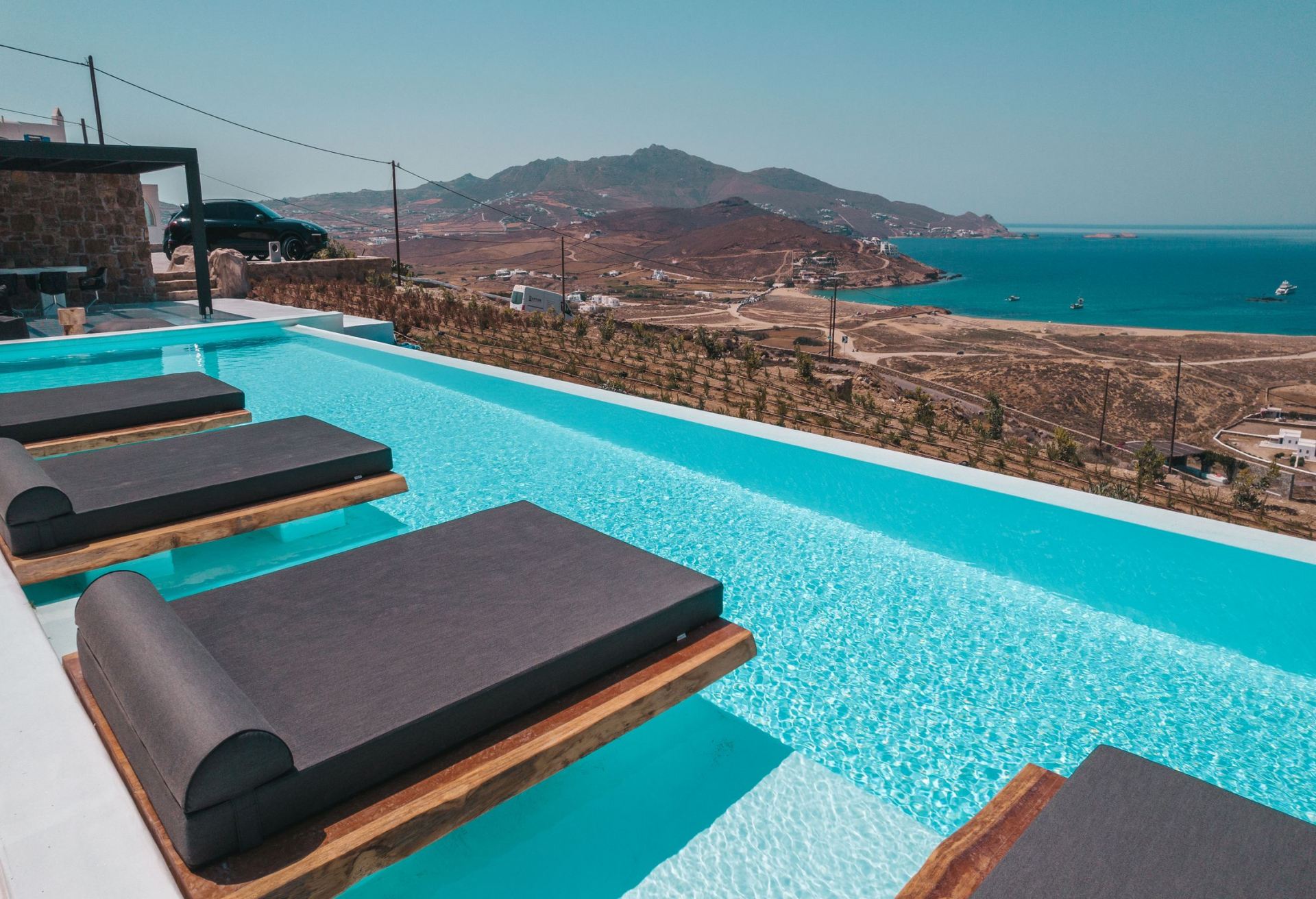 Mega Mansion Mykonos 1