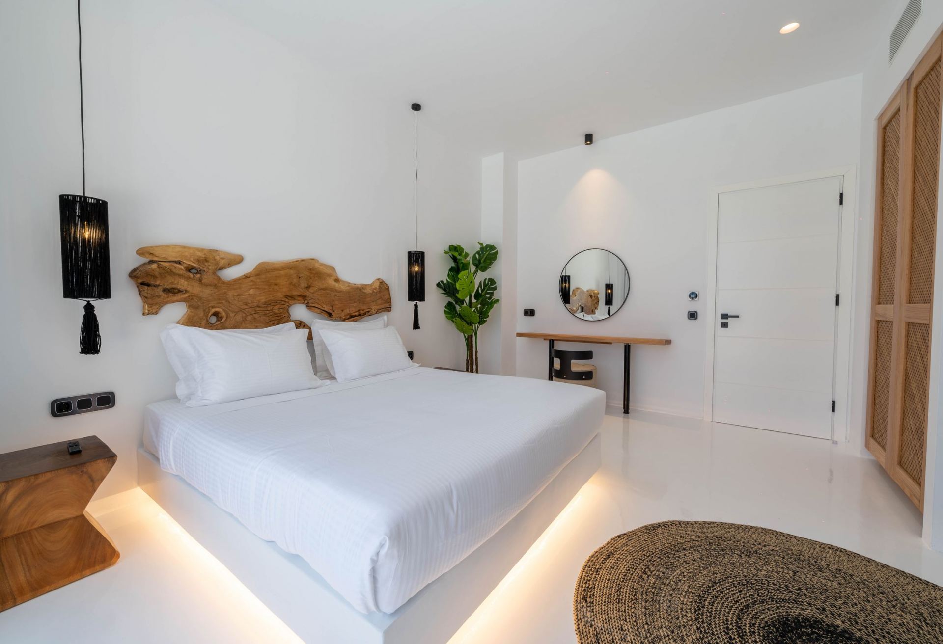 Mega Mansion Mykonos 2