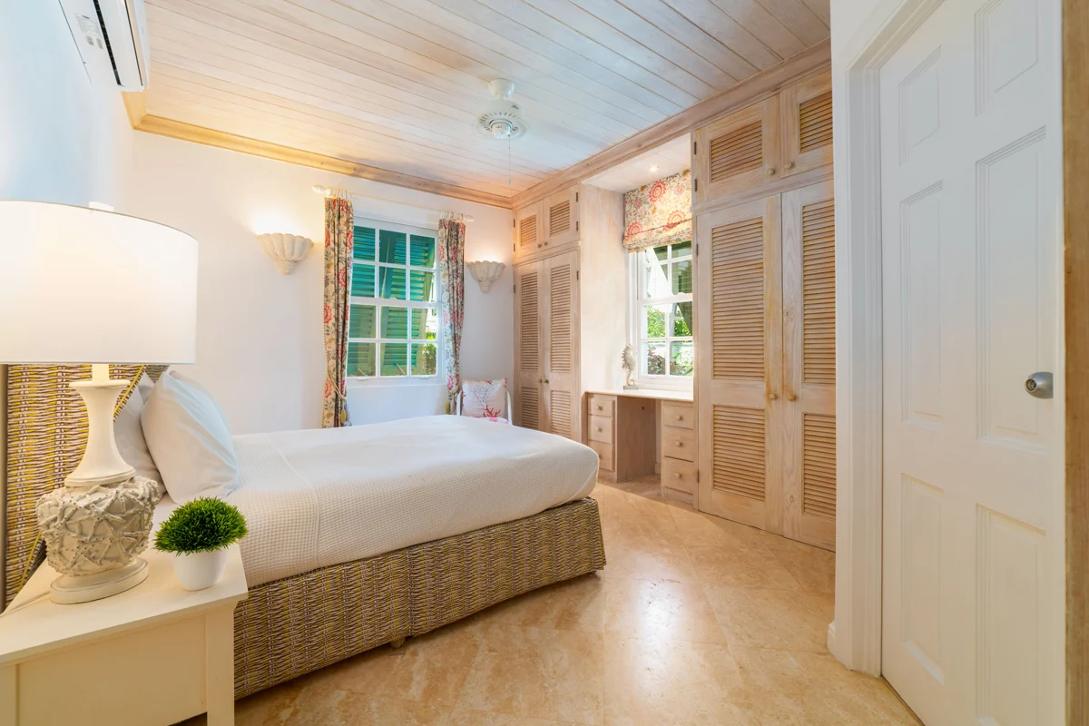 Beacon Hill 202 Moonshadow