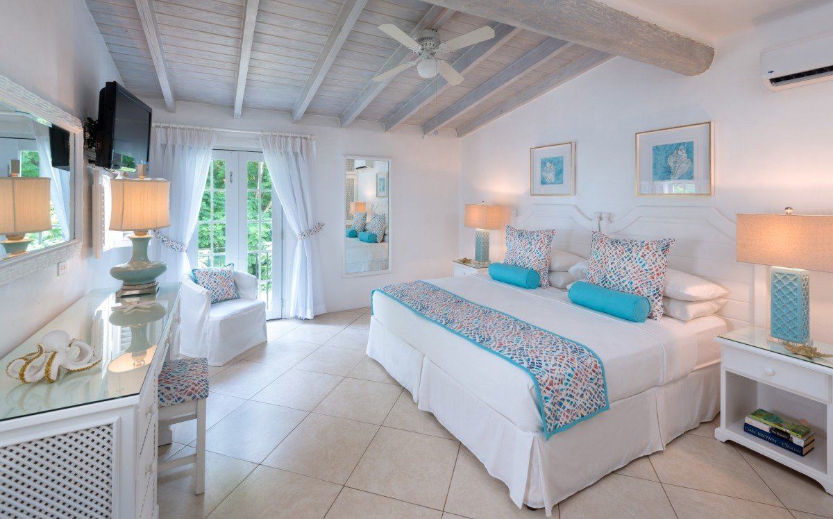 Glitter Bay 310 Coral Isle