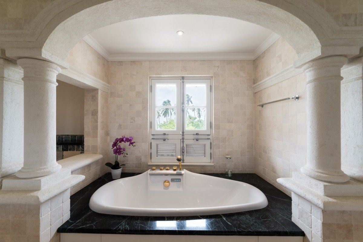 Schooner Bay 303, Penthouse