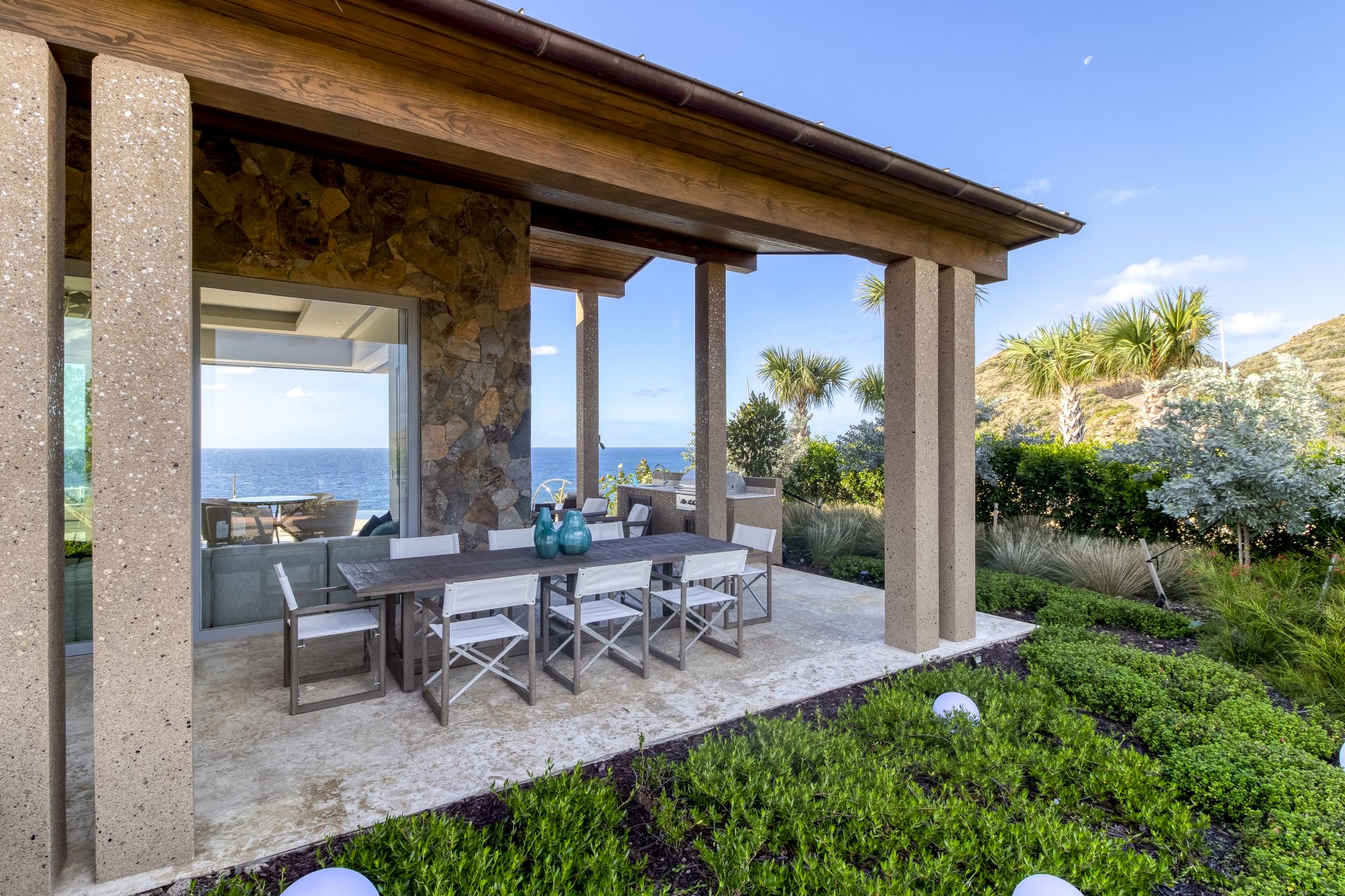 Villa On The Wild Side