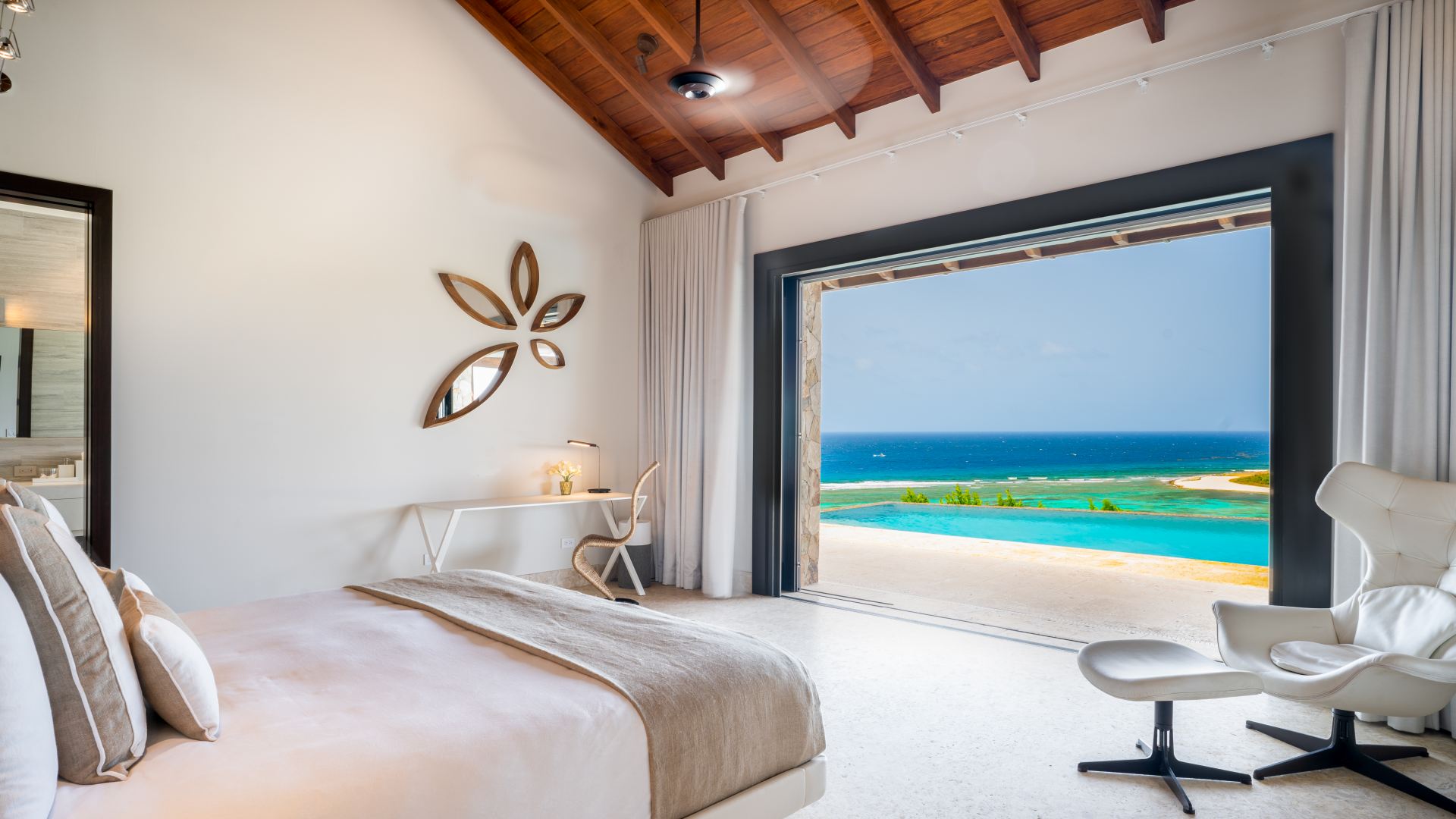 Villa Water’s Edge 