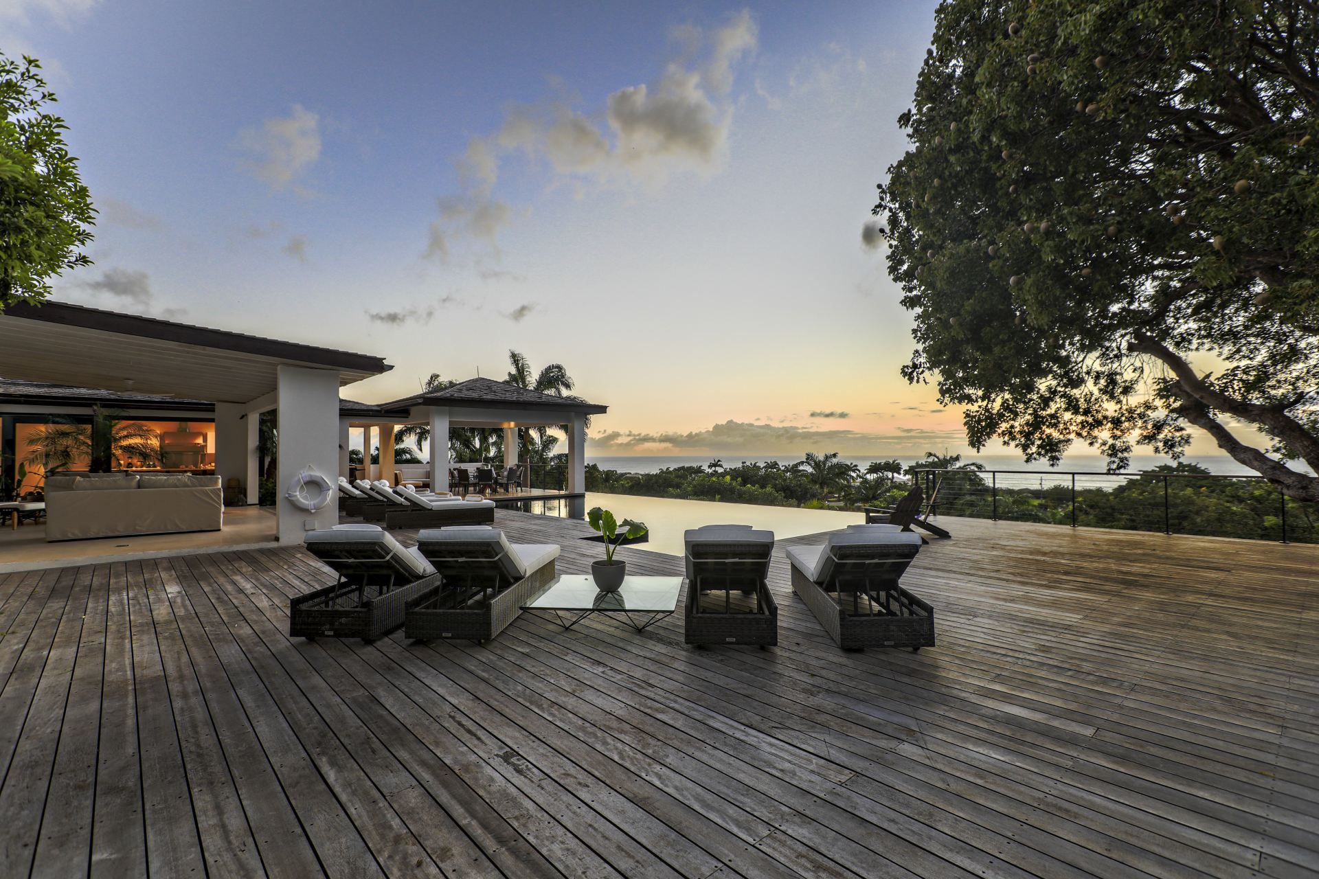 Villa Sundeck House