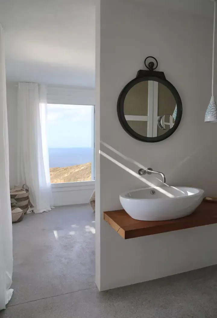 Syros Luxury Estate