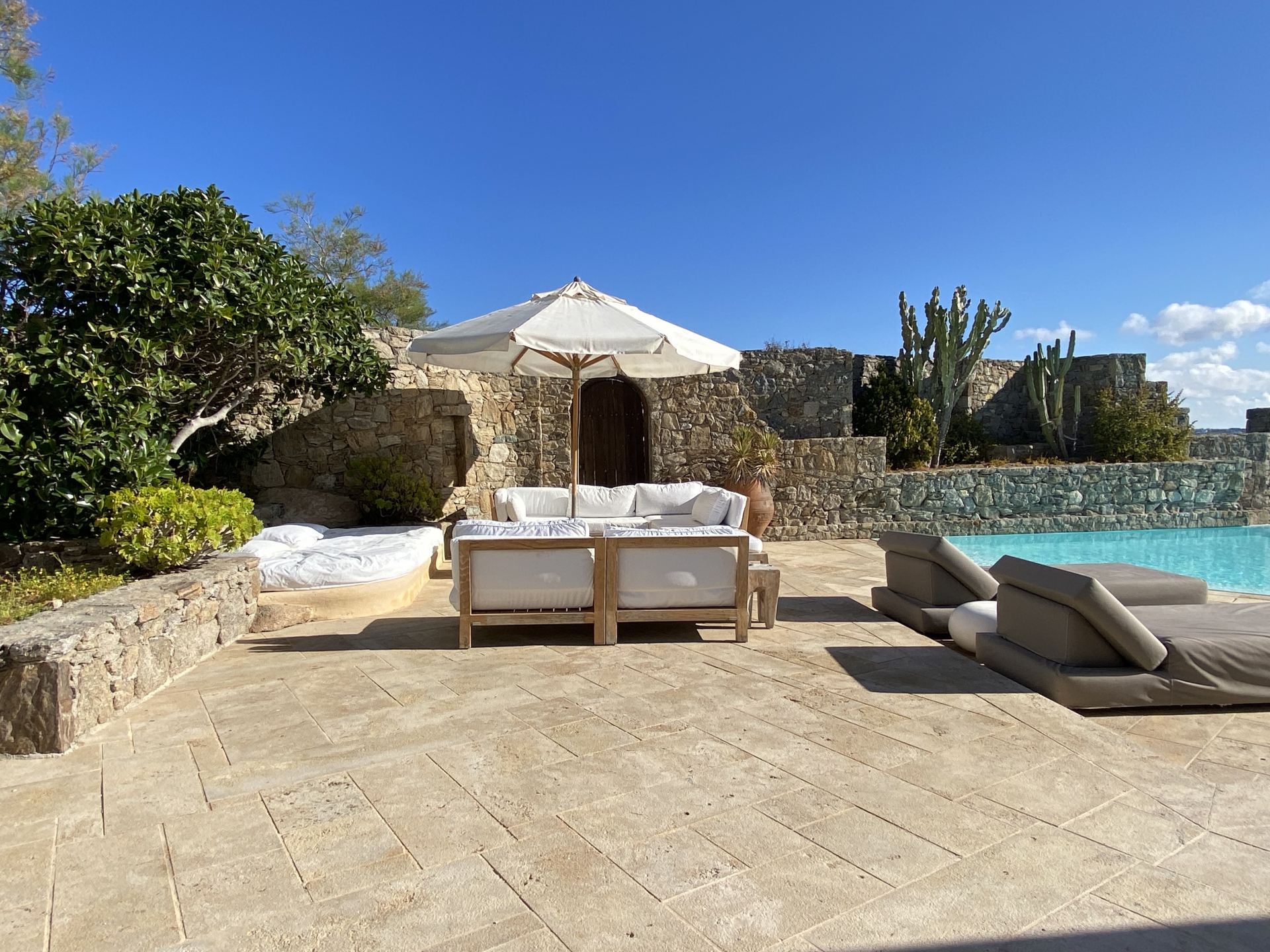 Villa Alessandra-St. John