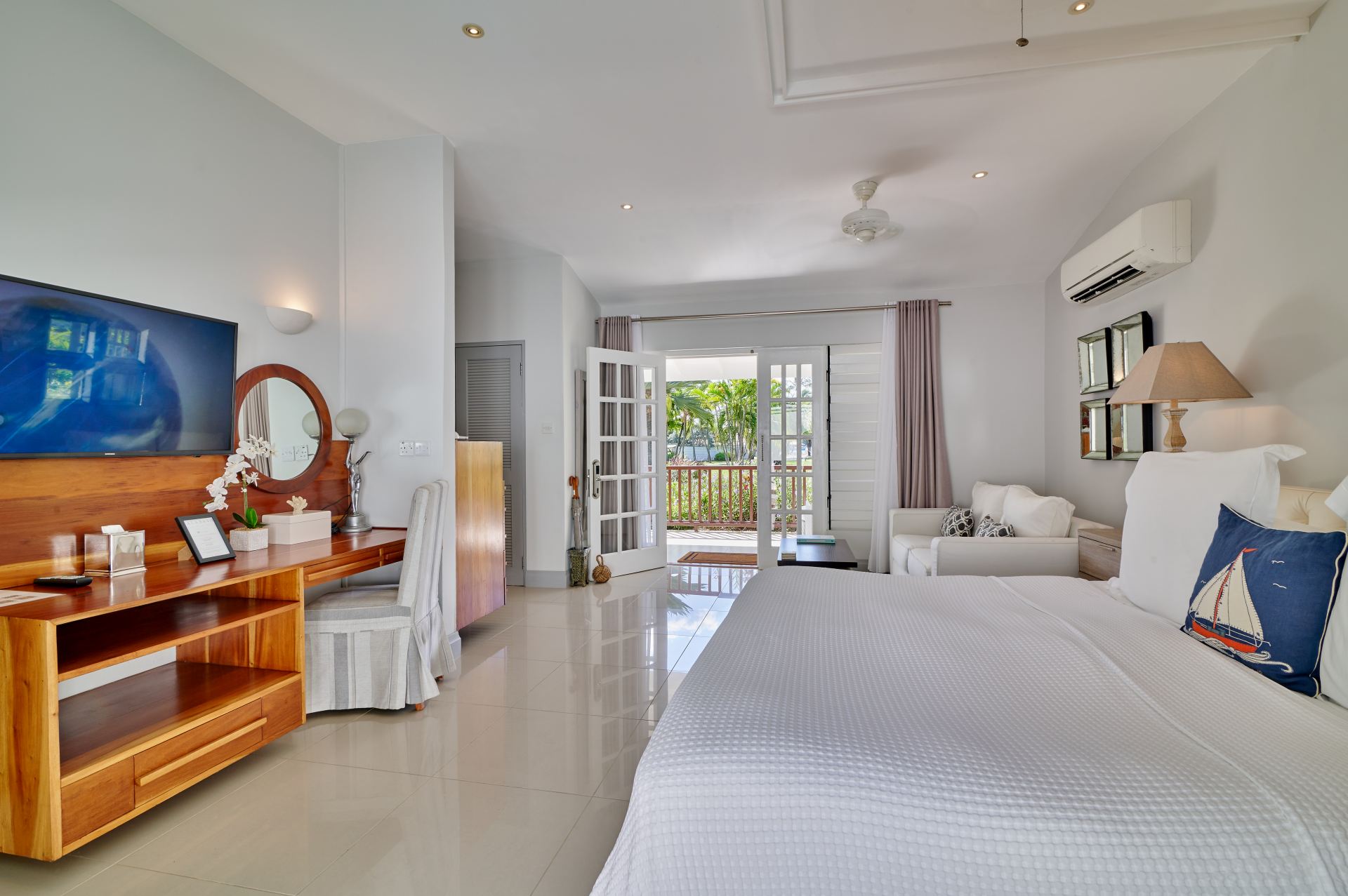 Pool Suite - 2 bedrooms