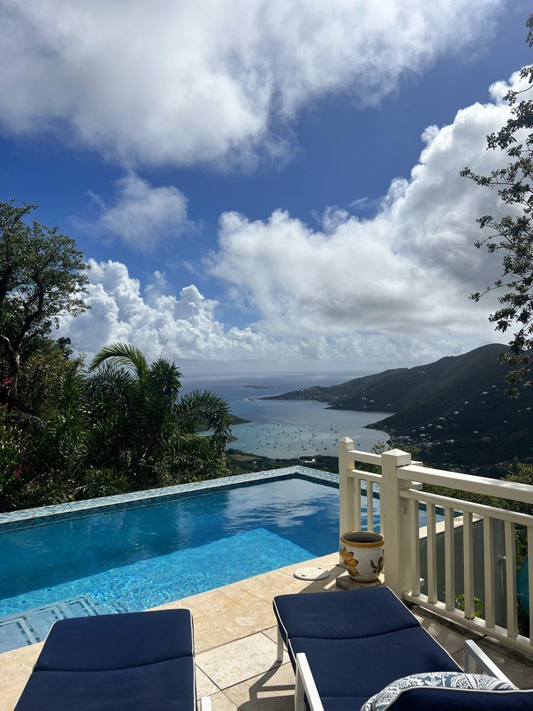 Villa Tropical Manor