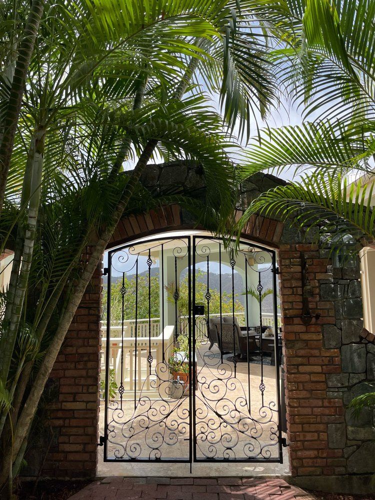 Villa Tropical Manor