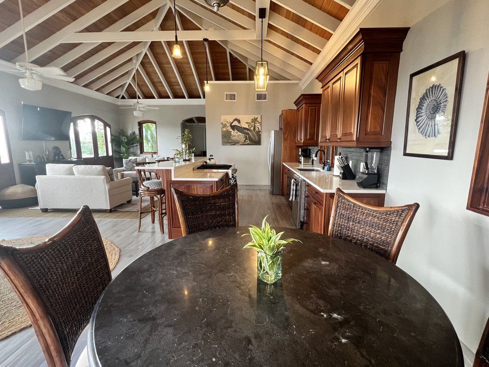 Villa Tropical Manor