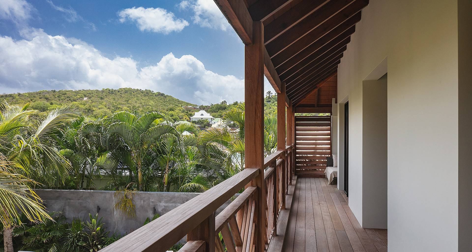 Villa Excuse My French