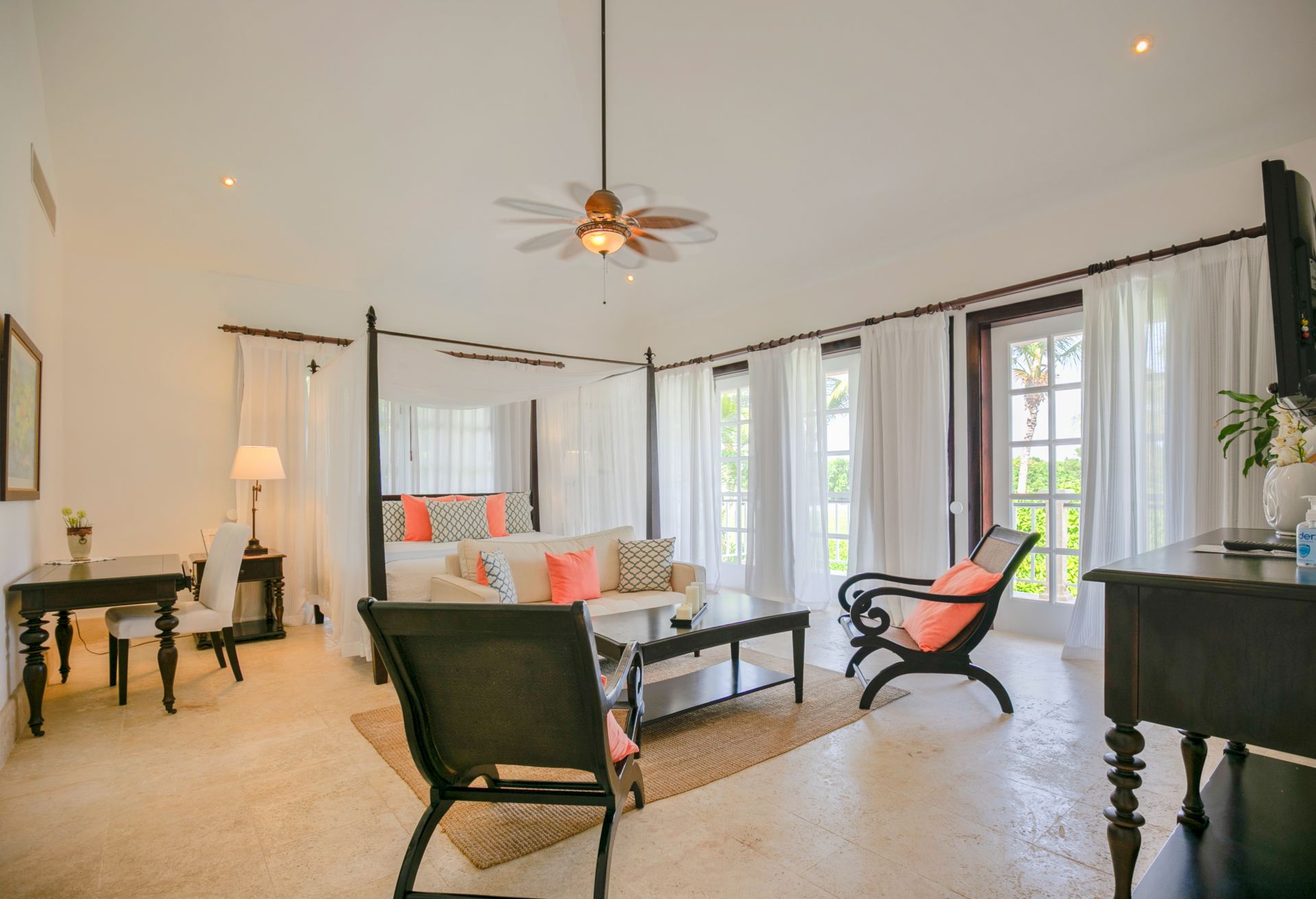 Villa Arrecife 24/25