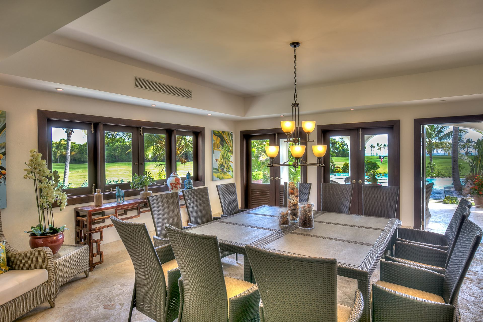 Villa Arrecife Estate