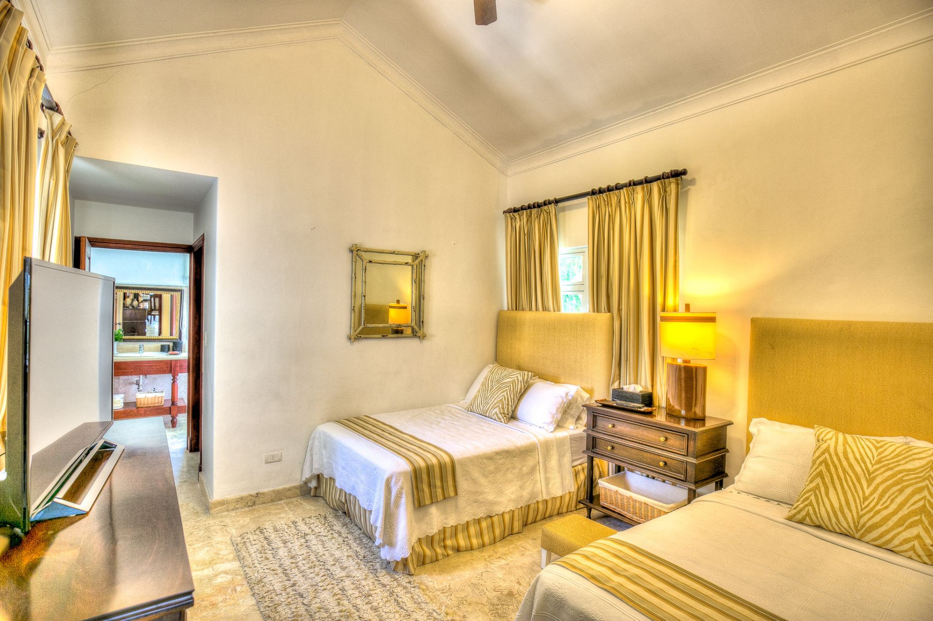 Villa Tortuga Bay B10